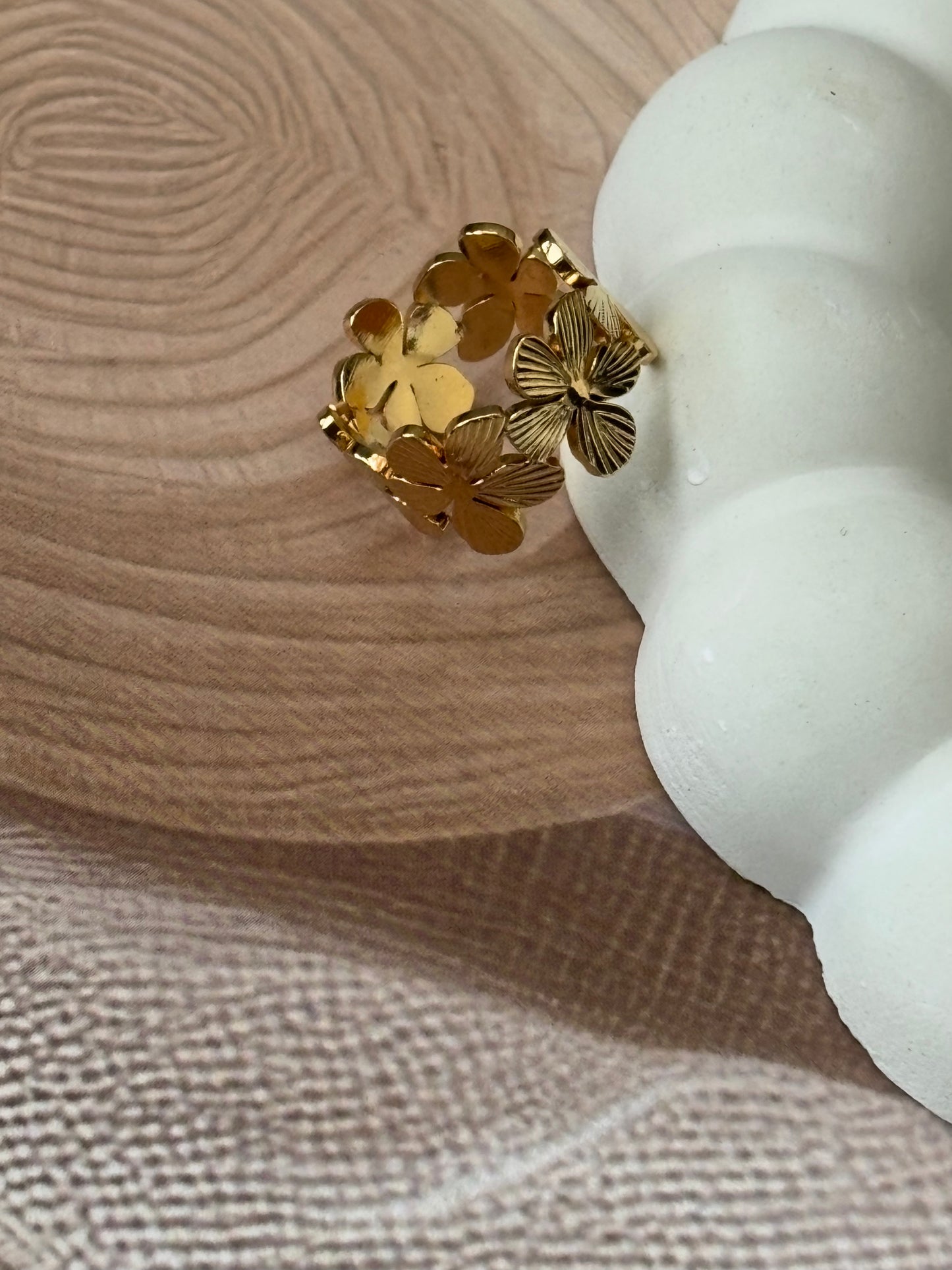 Flower ring