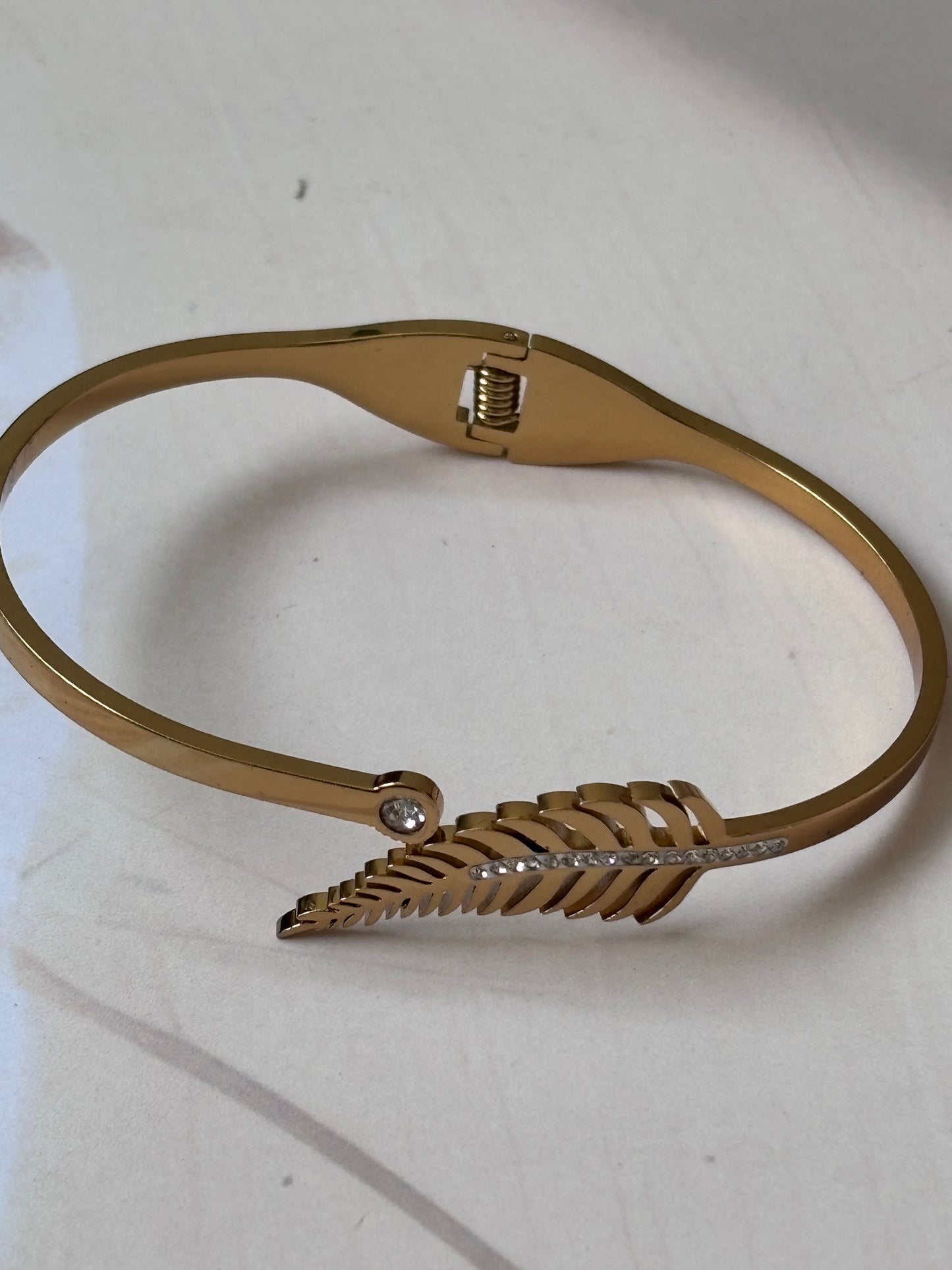 Studdy leaf stone kada