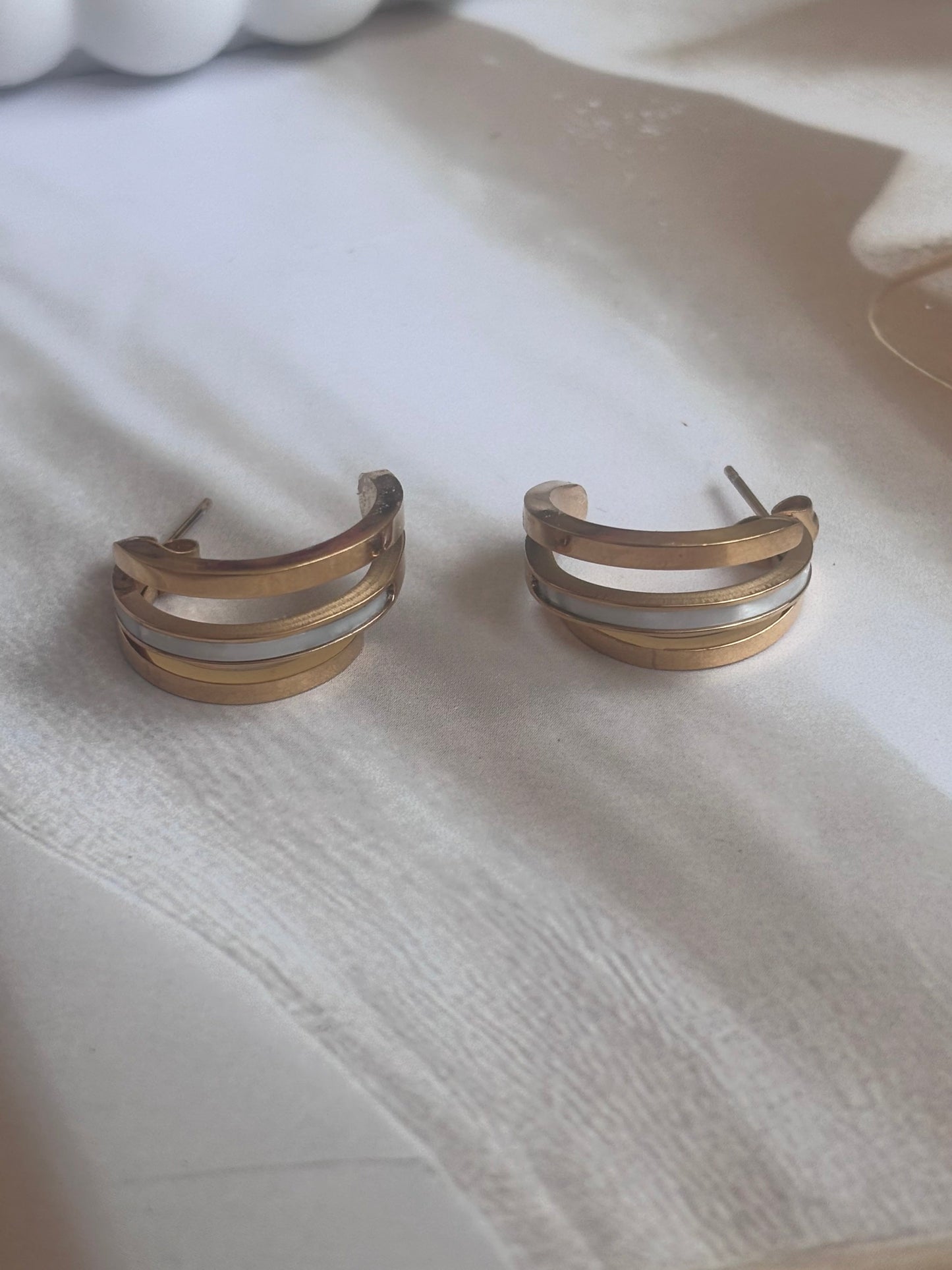 Spiral MOP Hoop