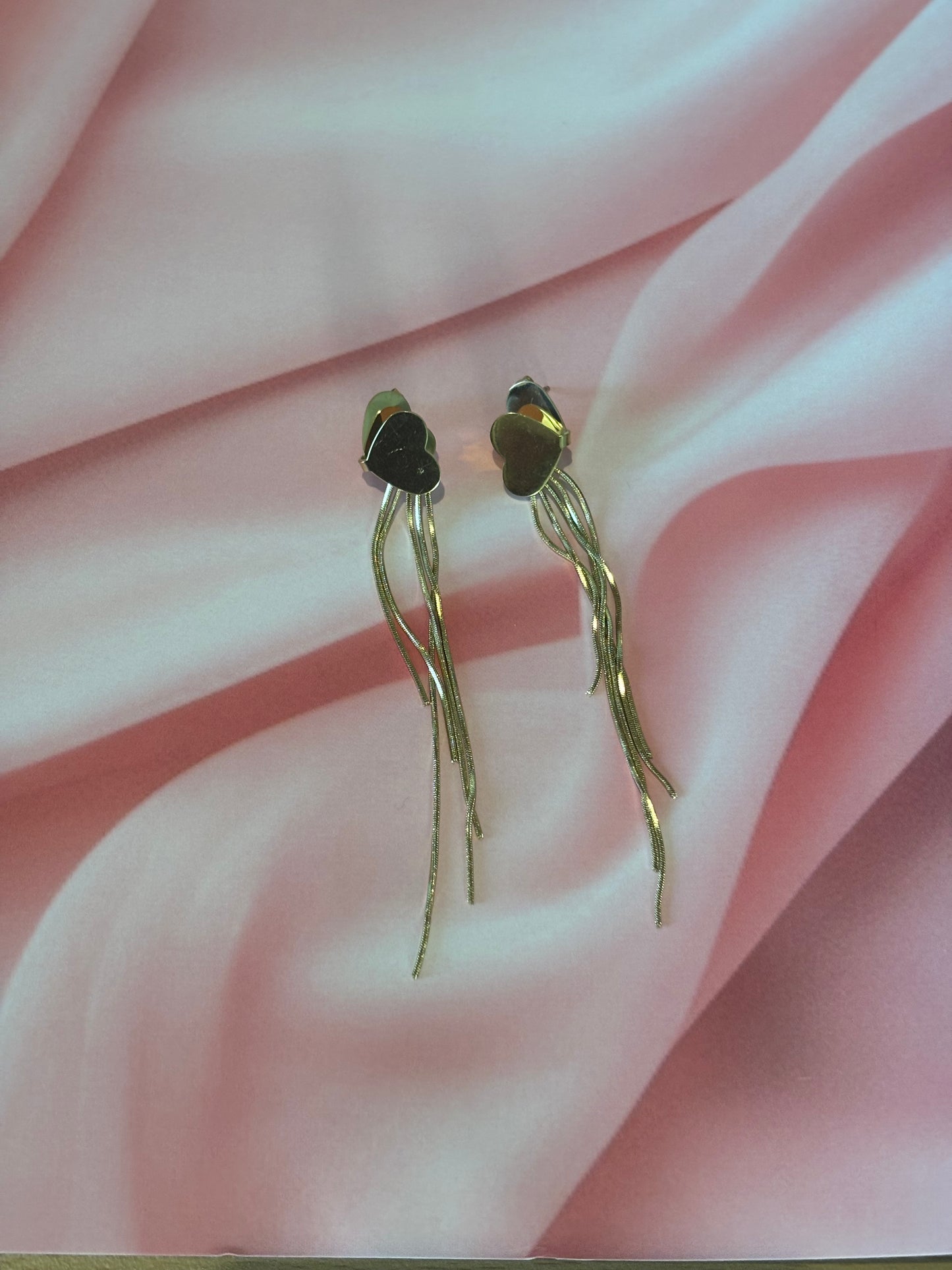 Thread heart long tassel earrings