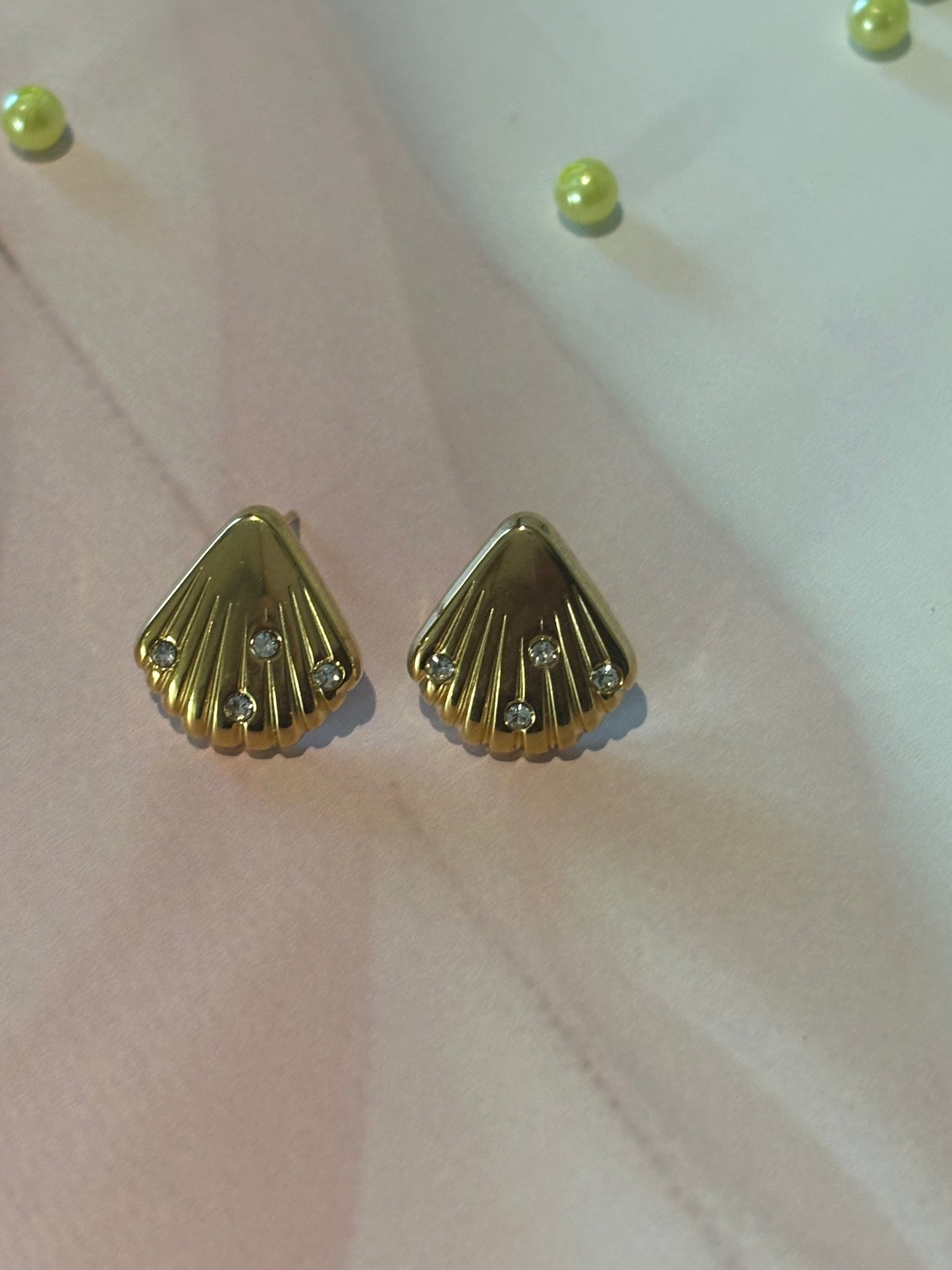 Golden Shell with studs