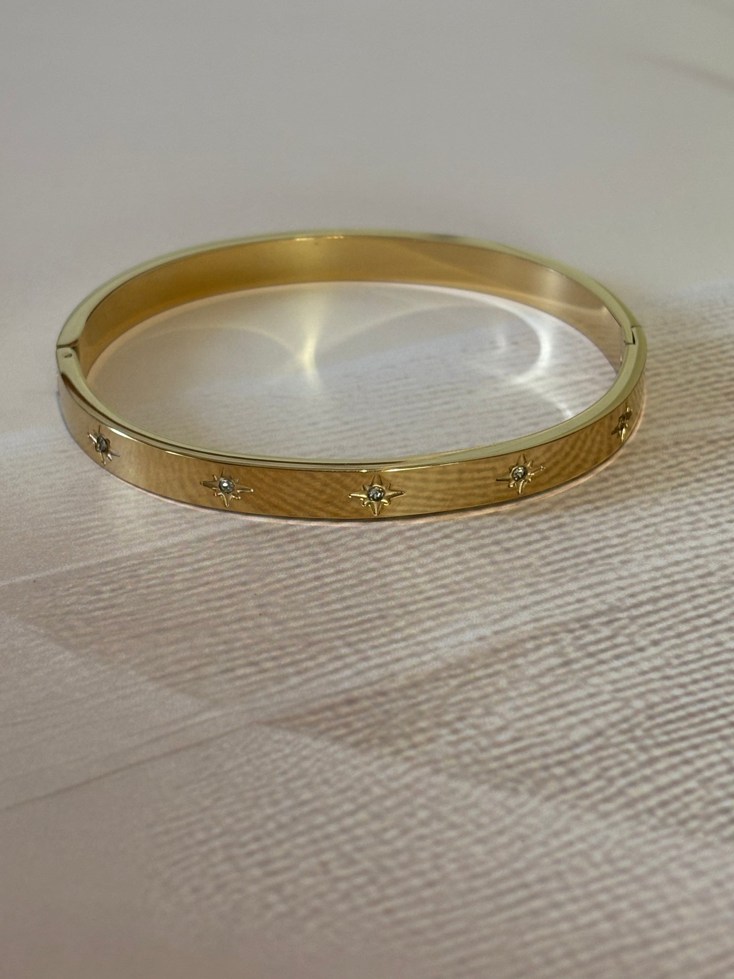 Golden Only stars bracelet