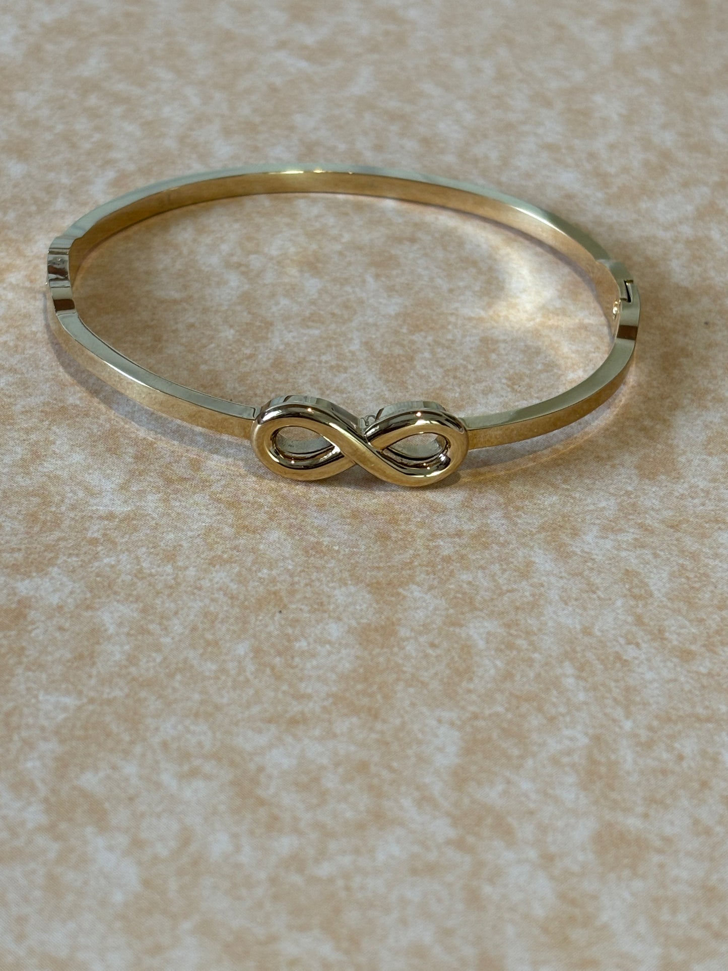 Golden Infinity Me bracelet