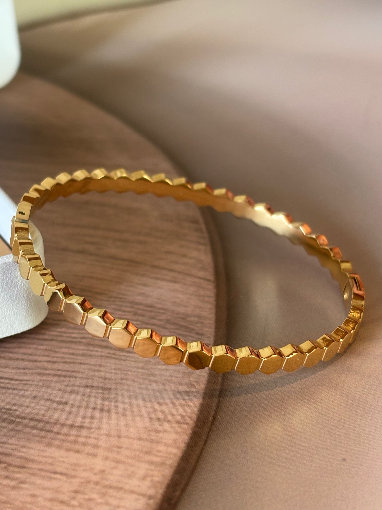 Bangle design bracelet kada