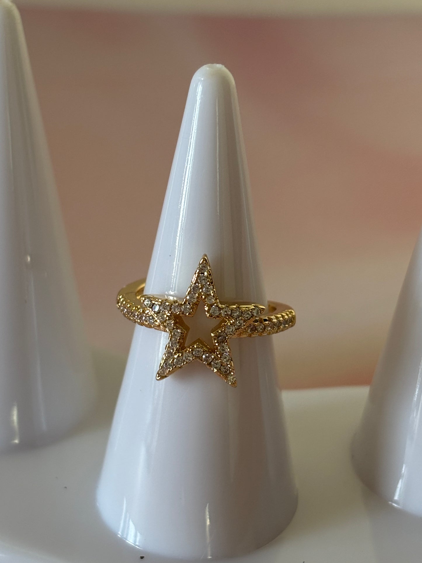 Single star ring