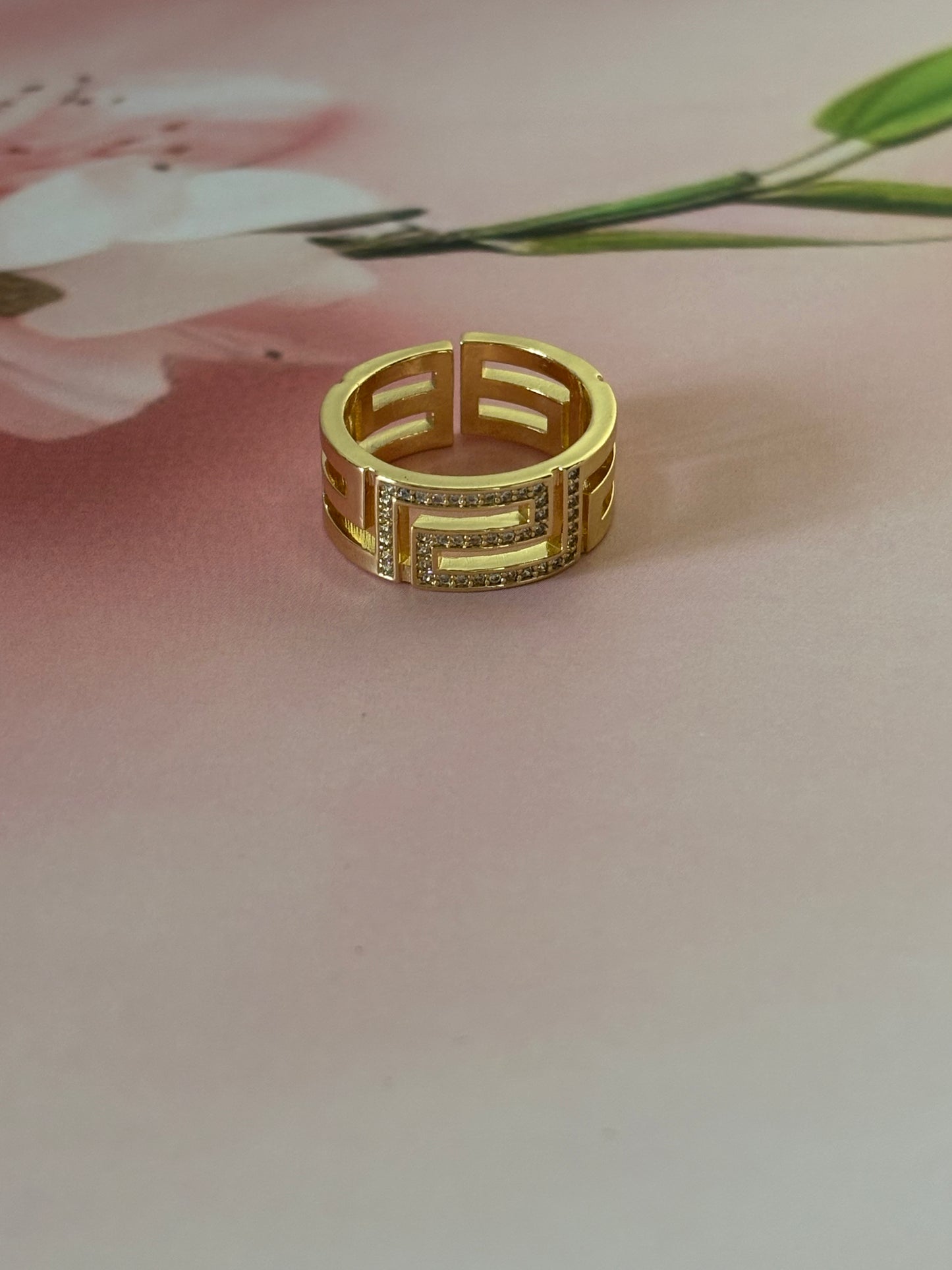 stud line ring