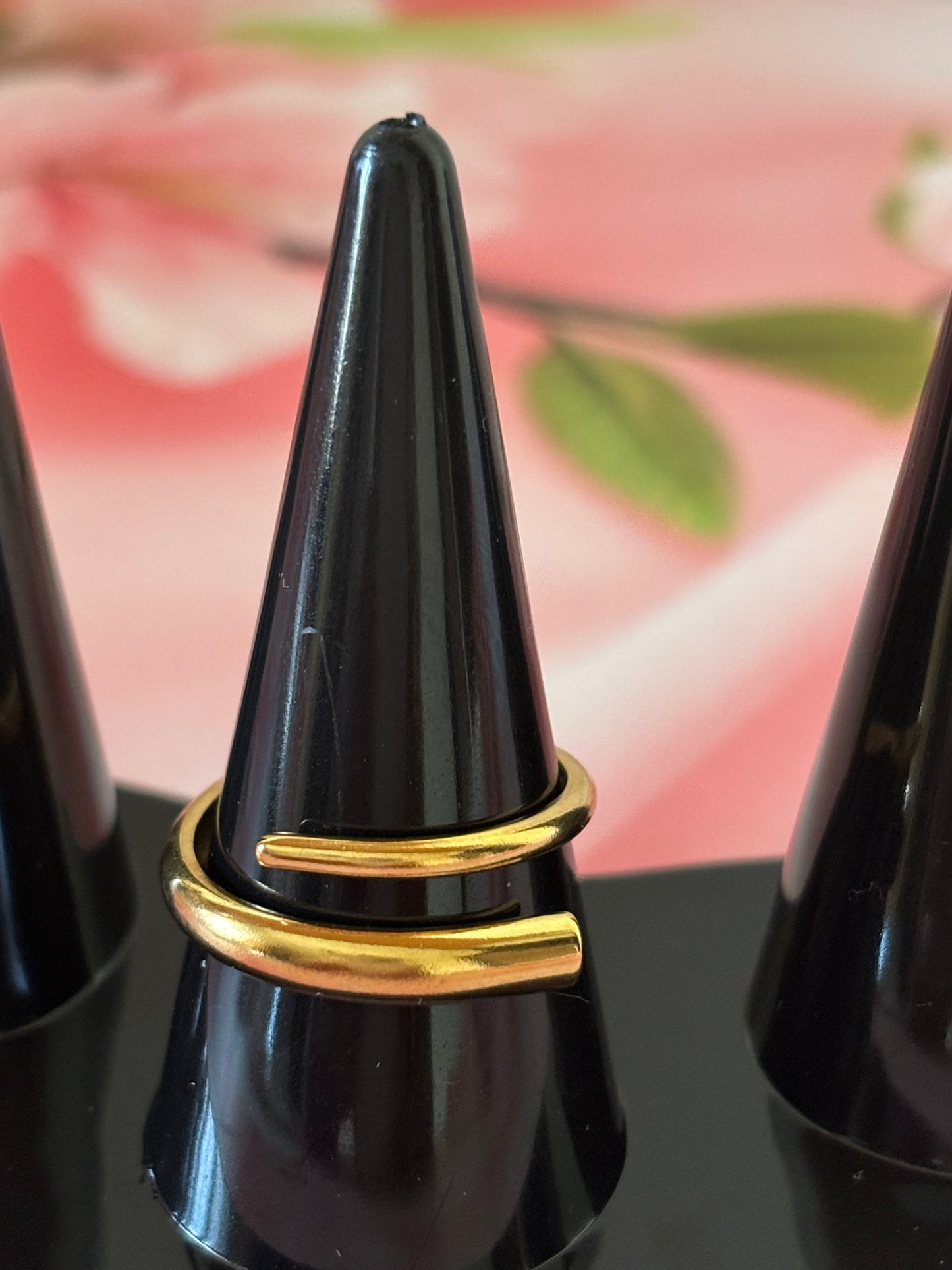 Golden single layer ring