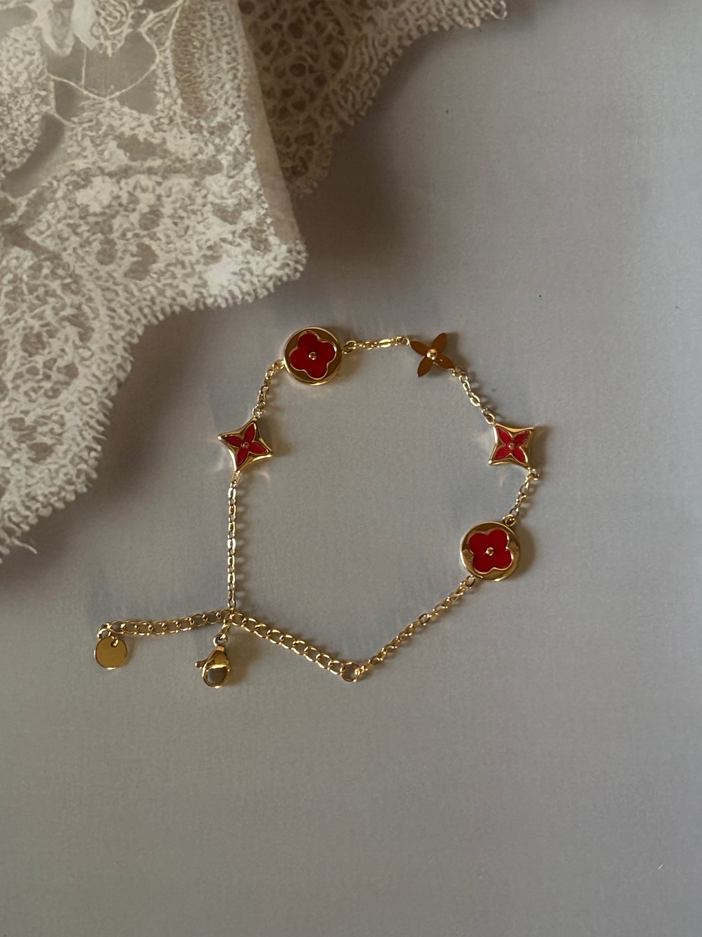 Red and golden flower bracelet