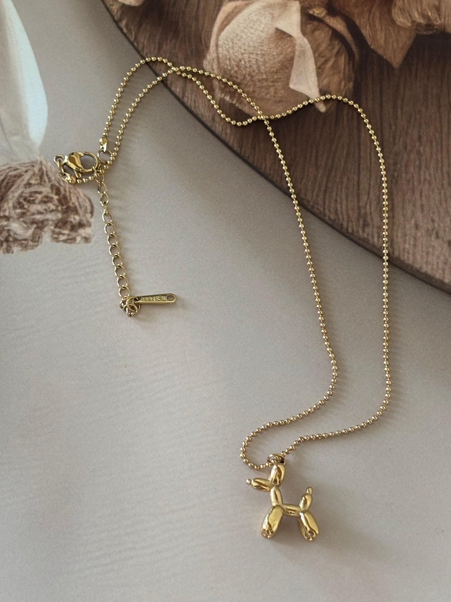 Golden pet lover necklace