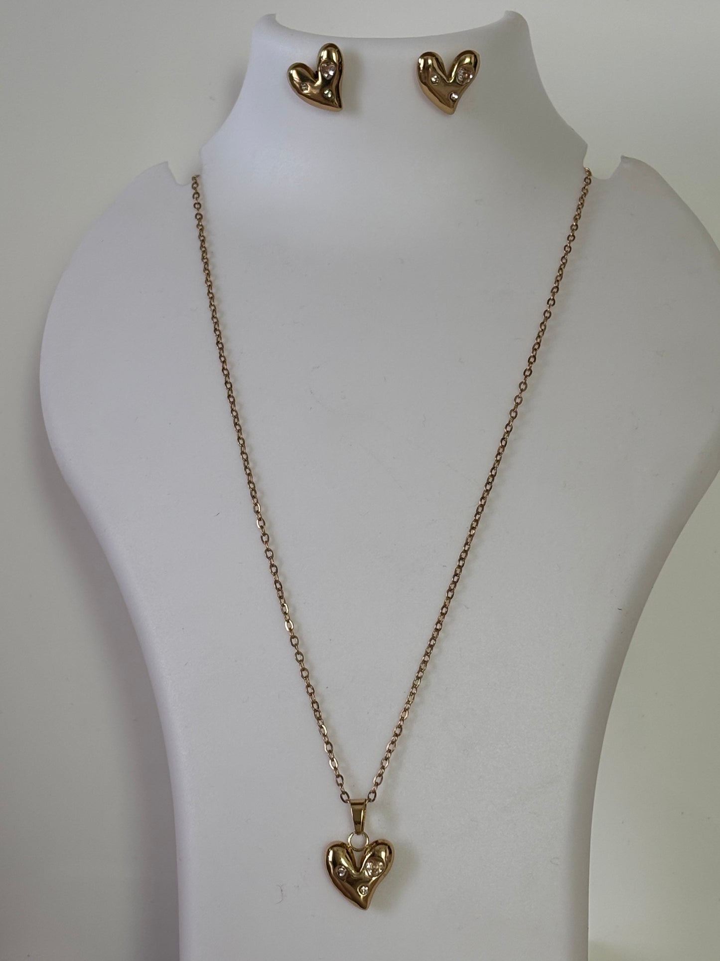 Golden Heart pendant Necklace and earrings