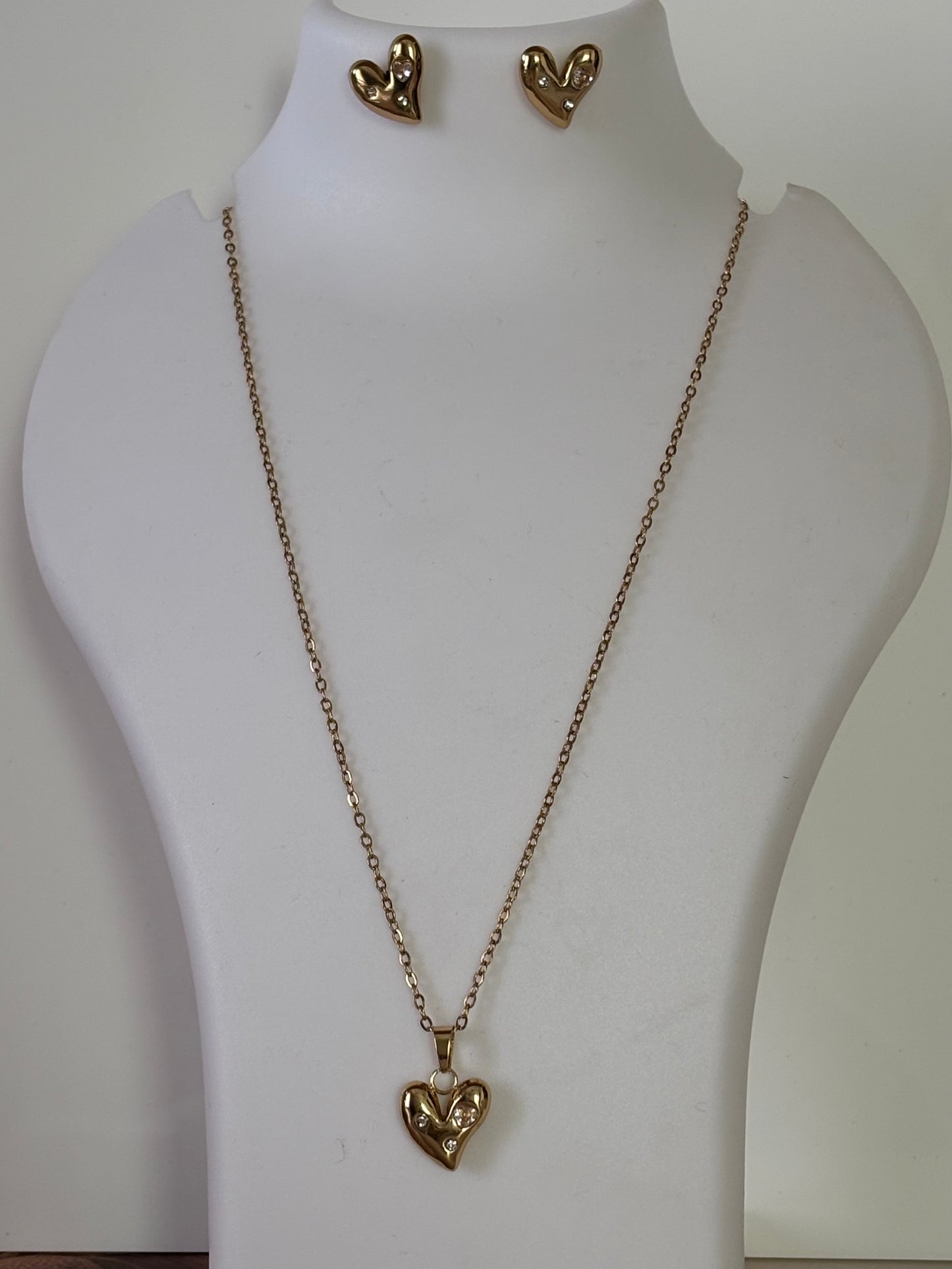 Golden Heart pendant Necklace and earrings