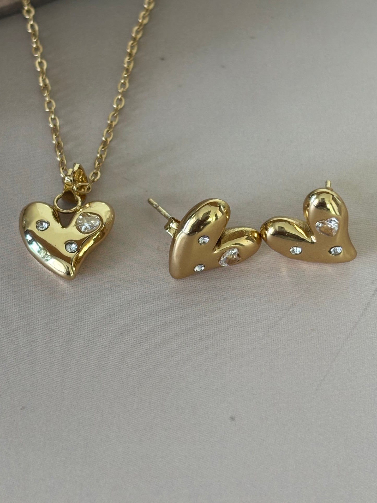 Golden Heart pendant Necklace and earrings