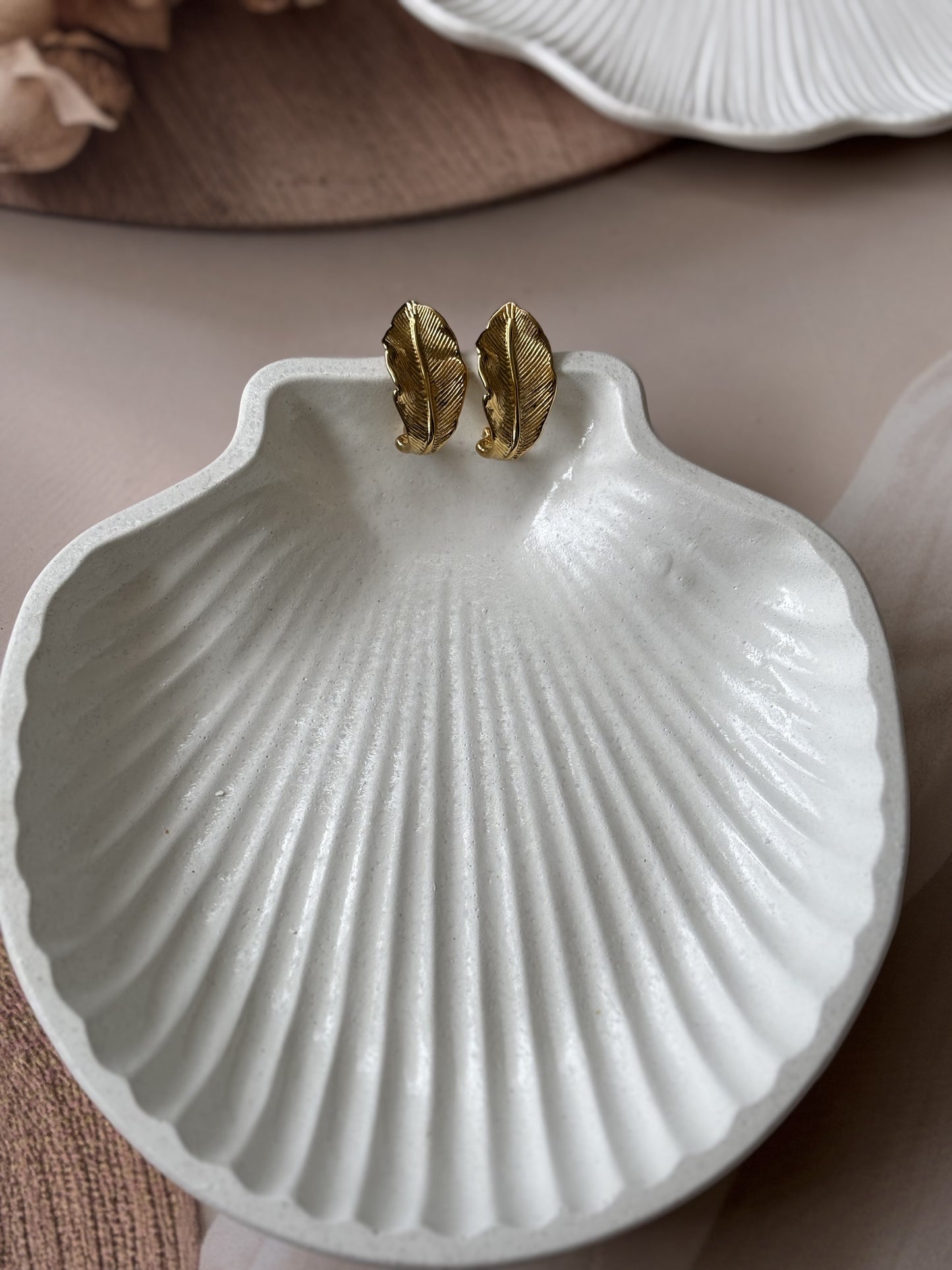 Golden leaf earrings