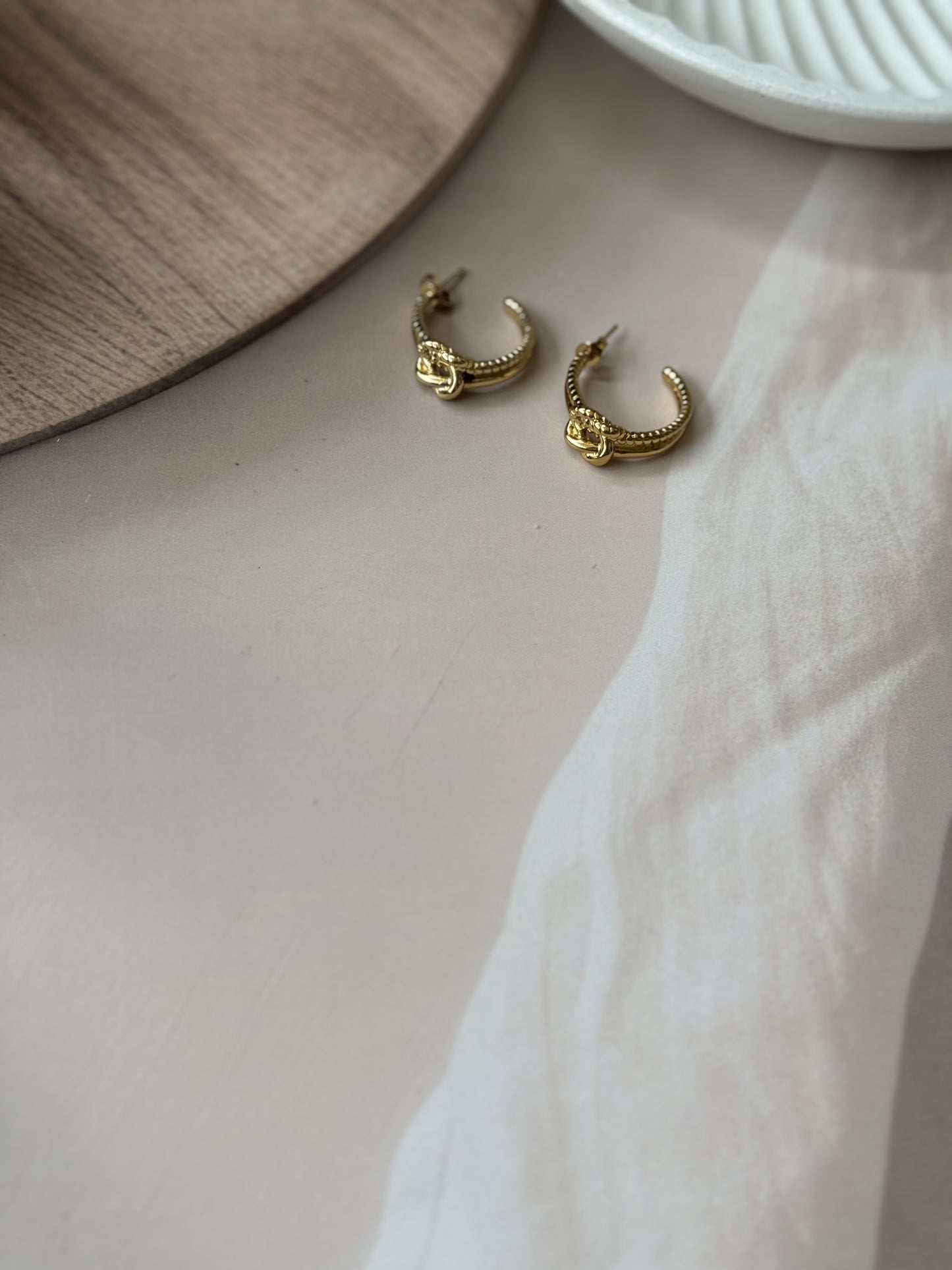 Golden Knot earrings