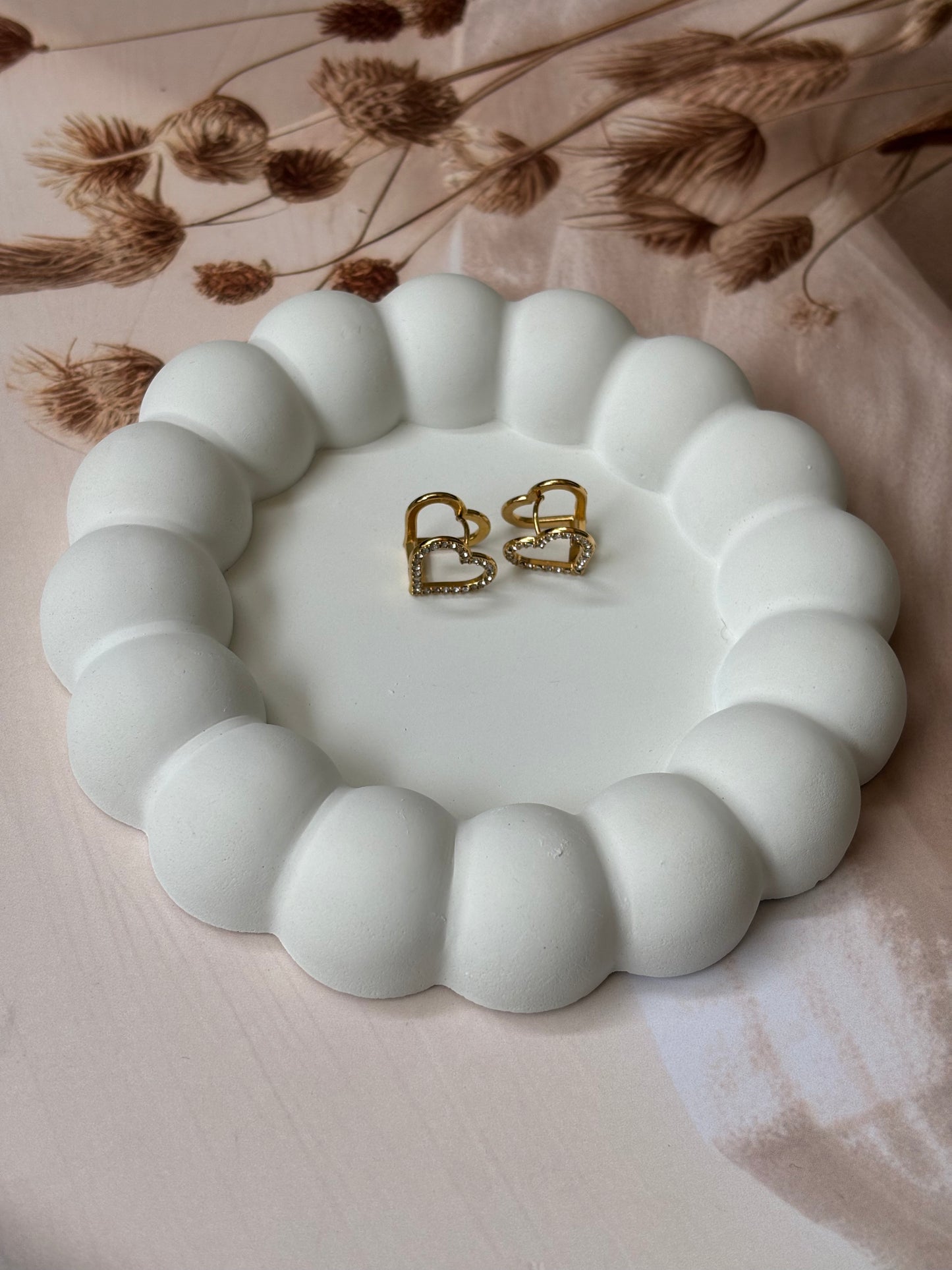 Golden Hollow heart studs