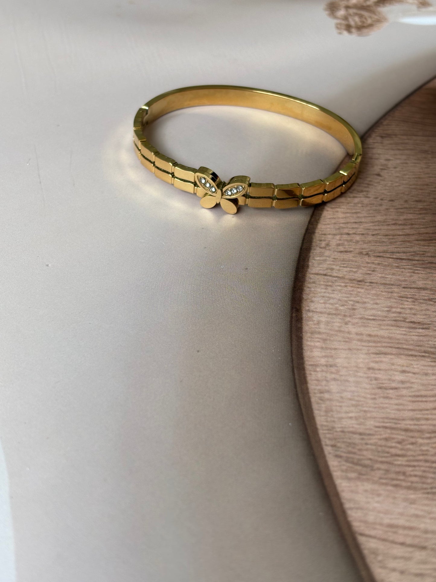 Sturdy Butterfly Kada