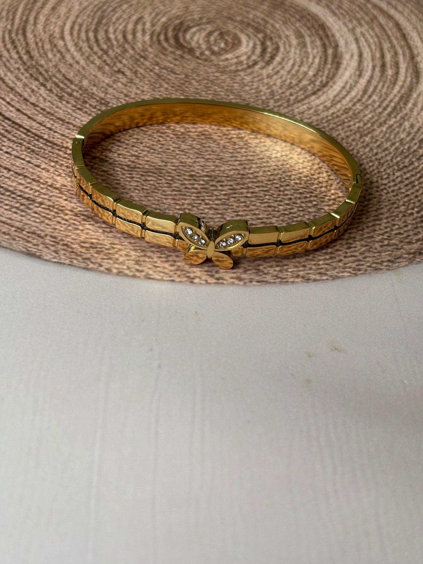 Sturdy Butterfly Kada