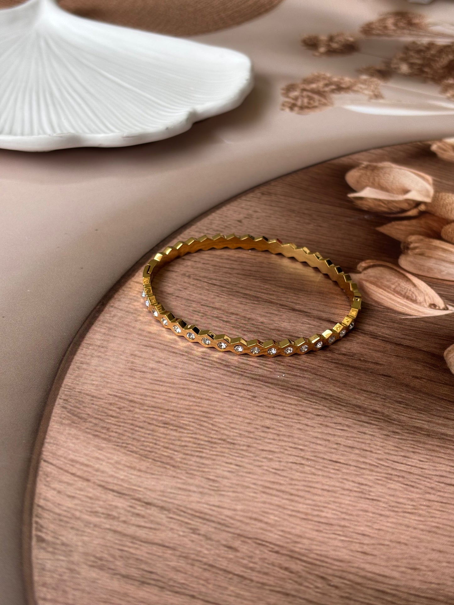ZigZag AD stone Sleek bracelet