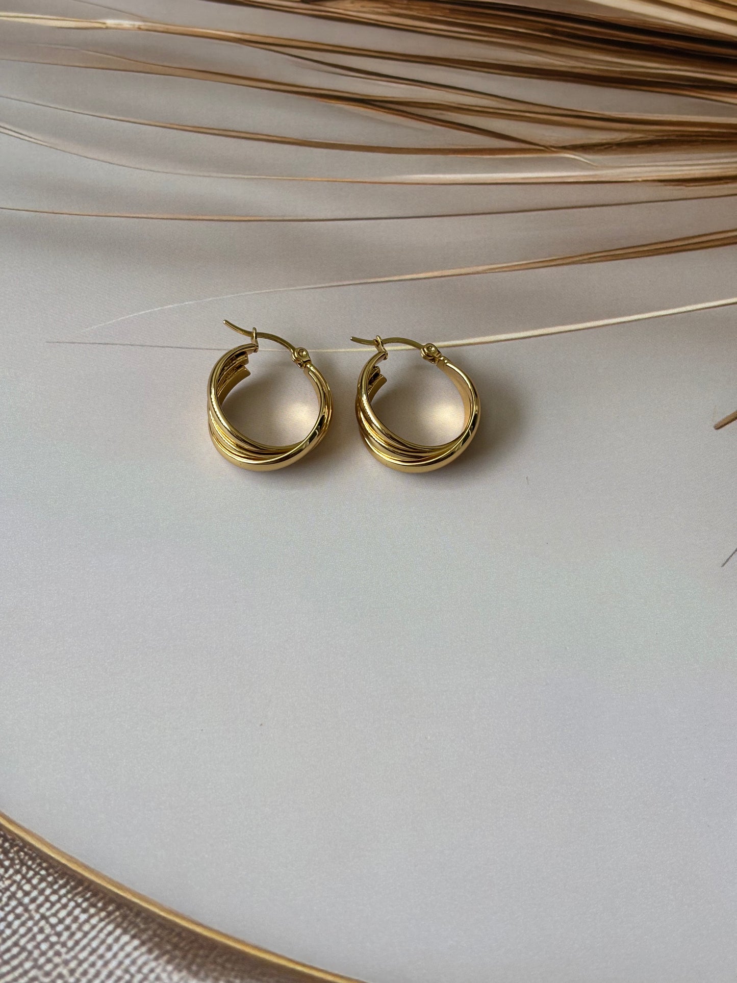 Golden Half circle lining hoop earrings