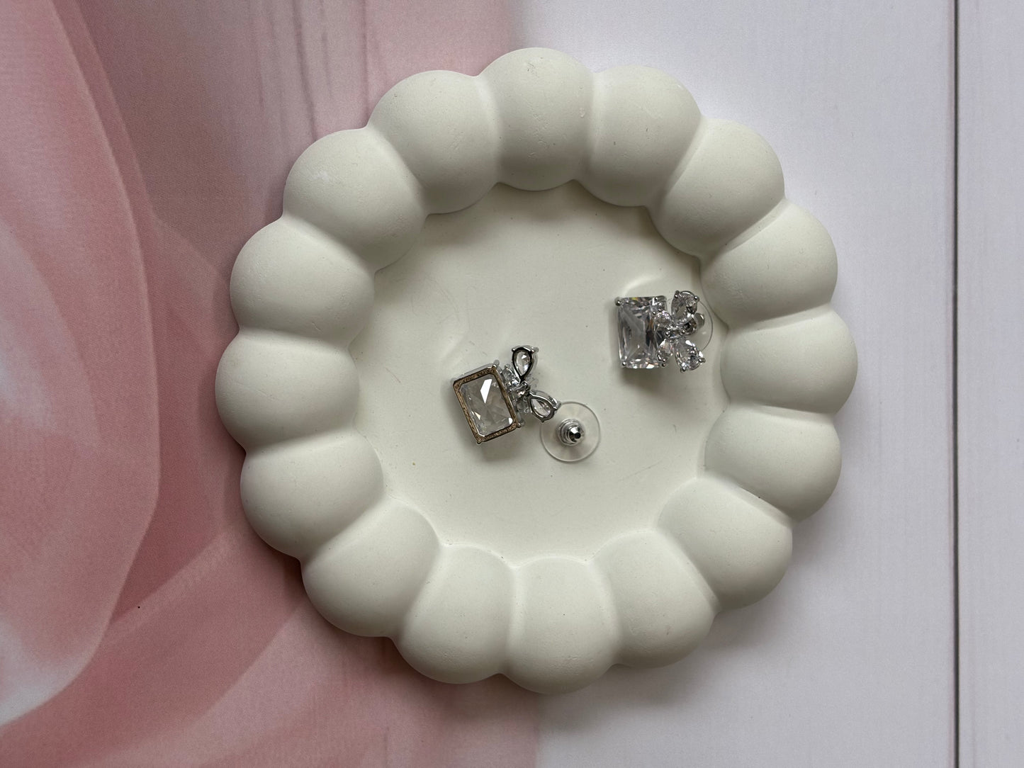 Silver Bow gift studs earrings