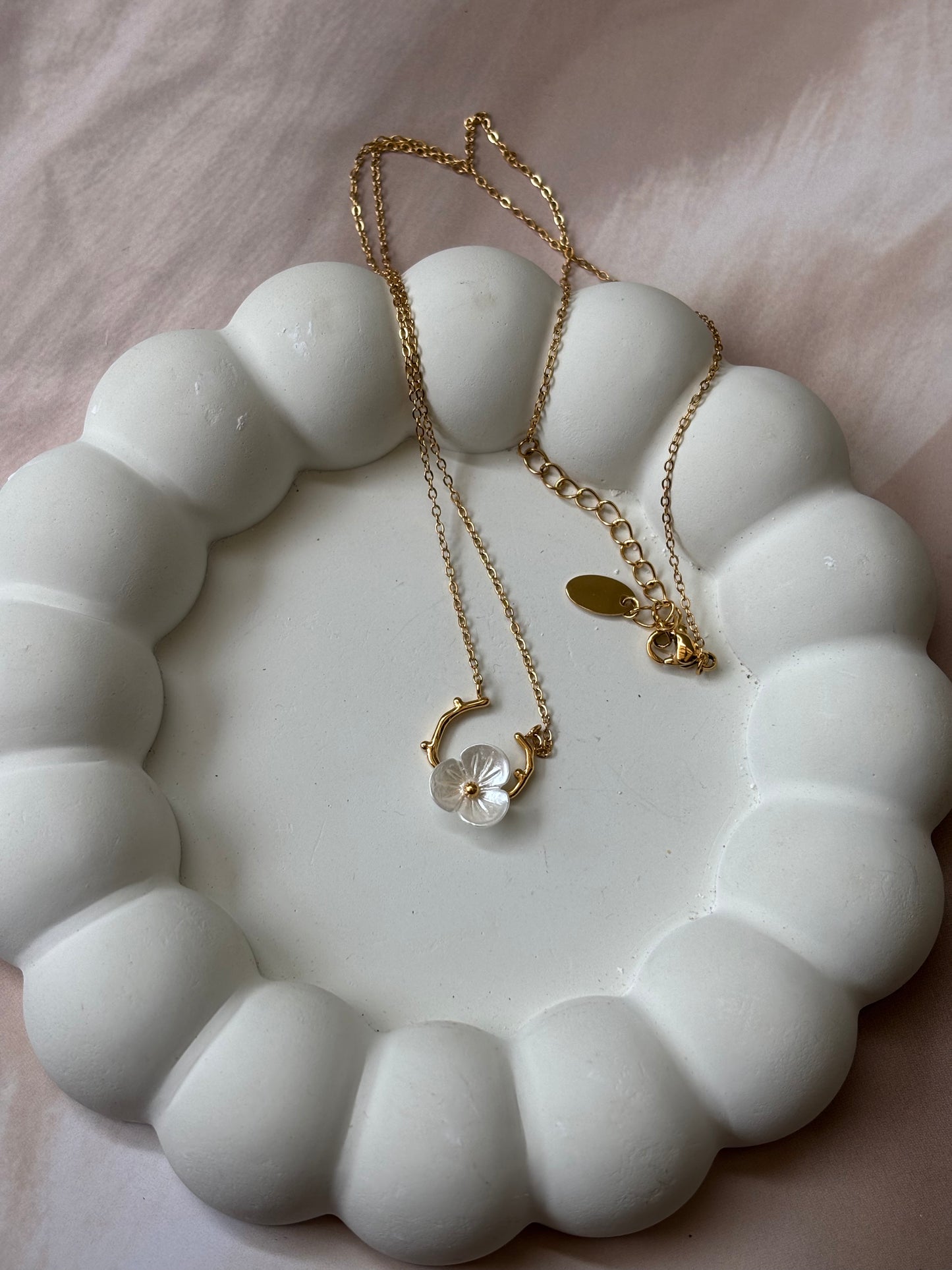 White enamel flower necklace