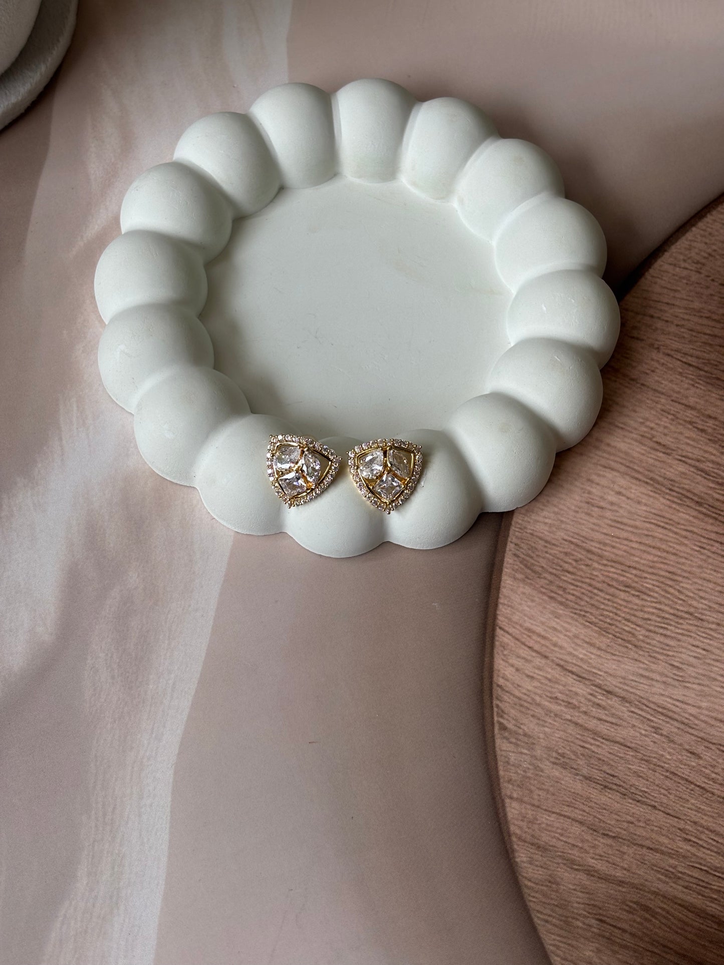 Triangle tri-stone studs