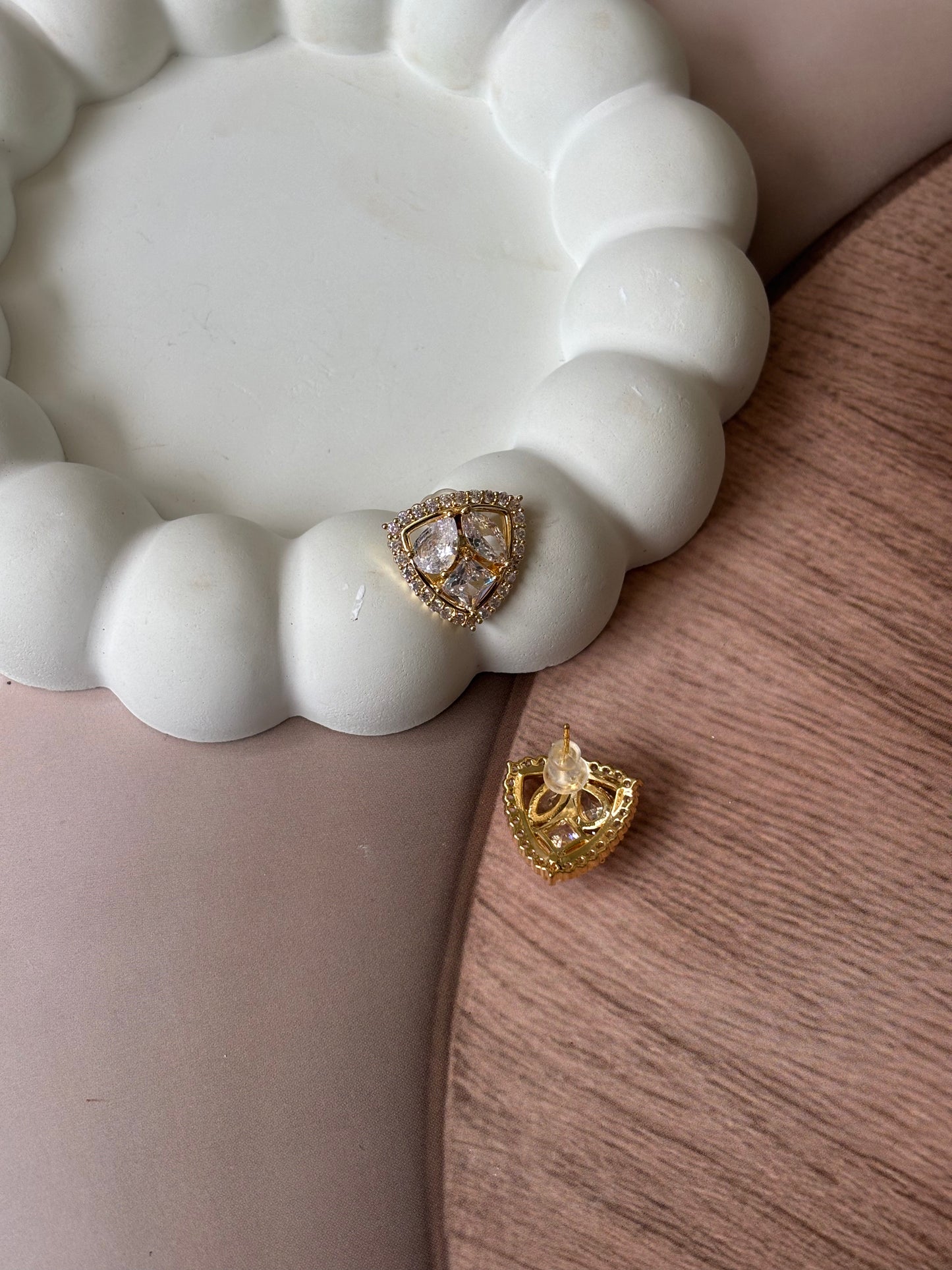 Triangle tri-stone studs