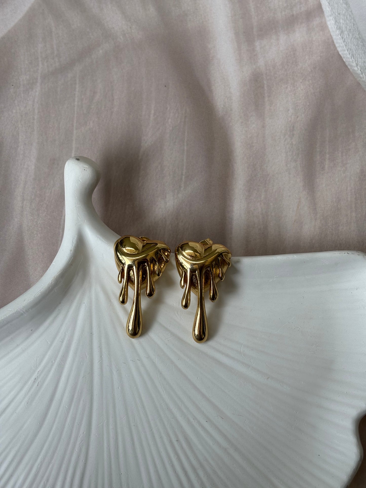Chunky melted heartdrop dangle studs