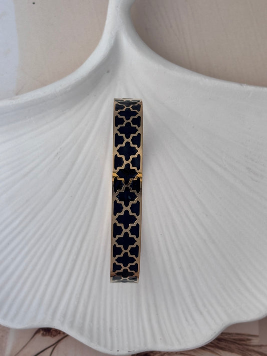 Golden Black Motif kada