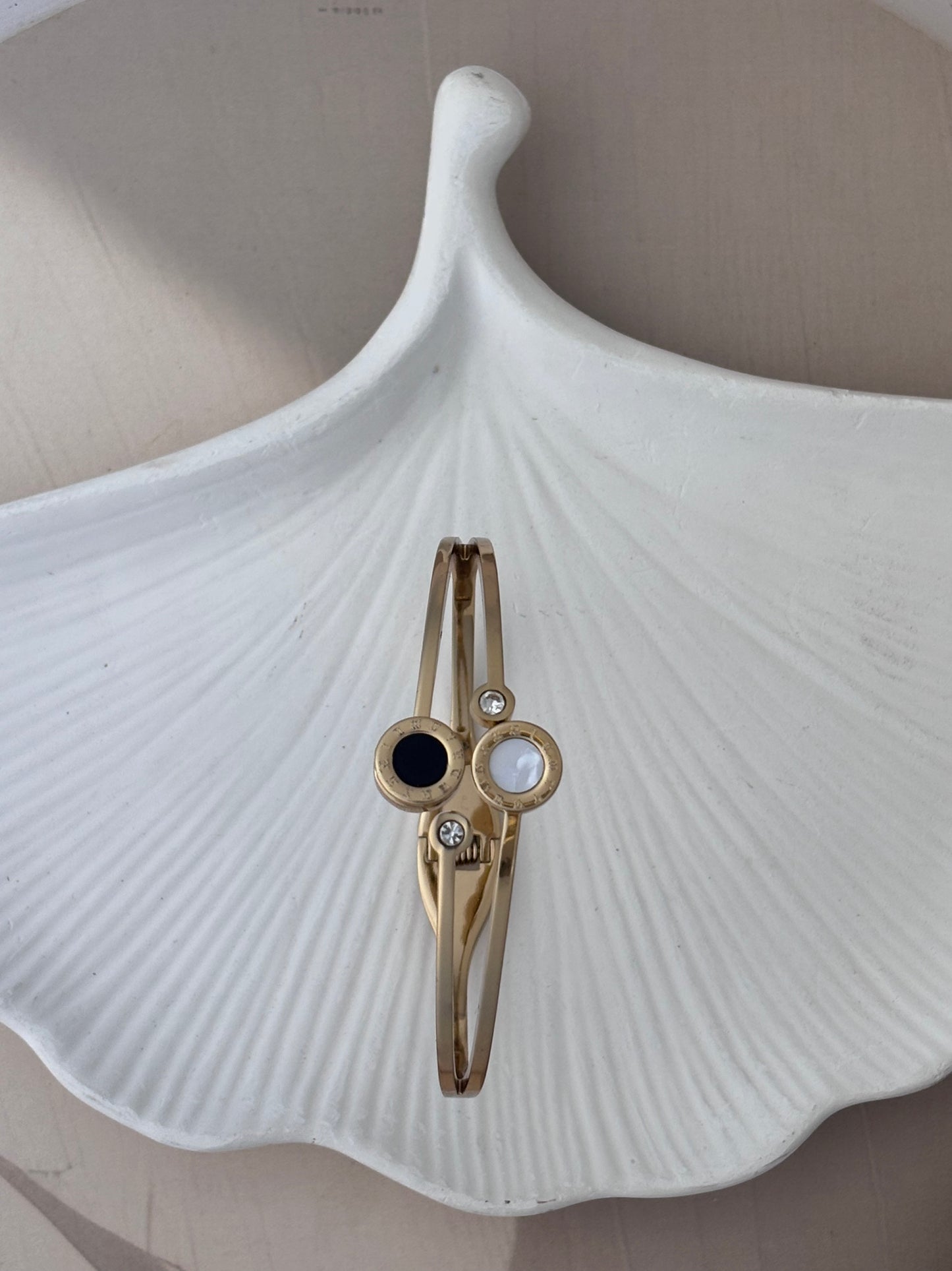 Roman Dial black and white kada bracelet