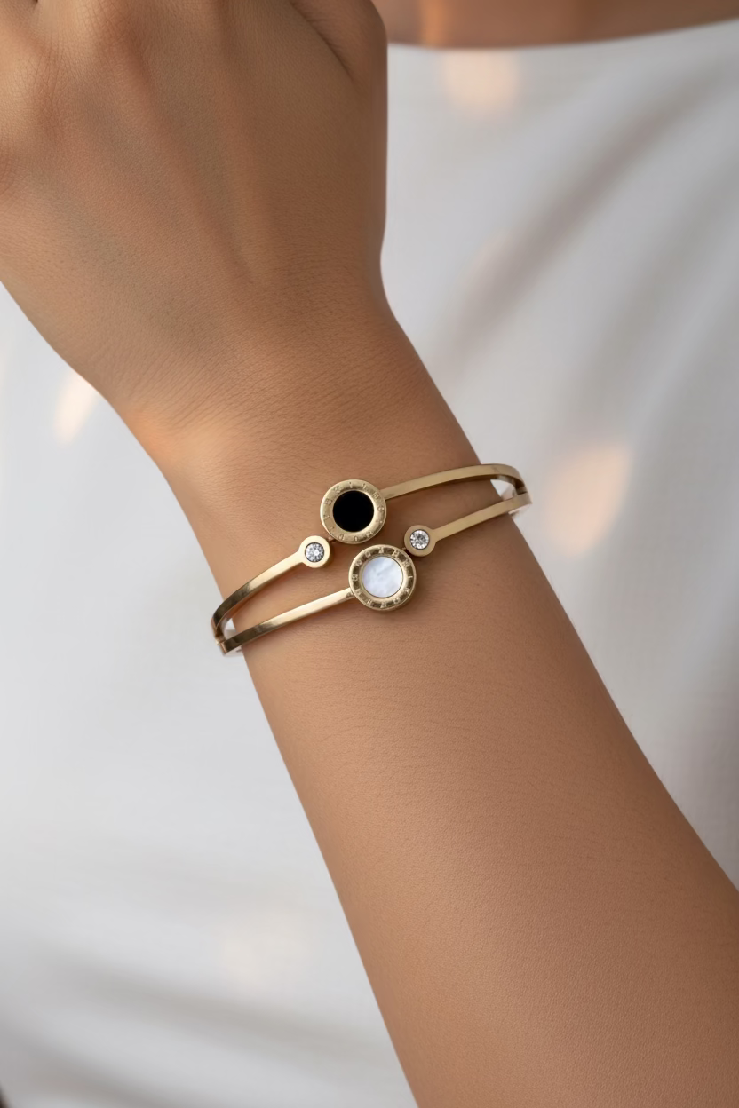 Roman Dial black and white kada bracelet