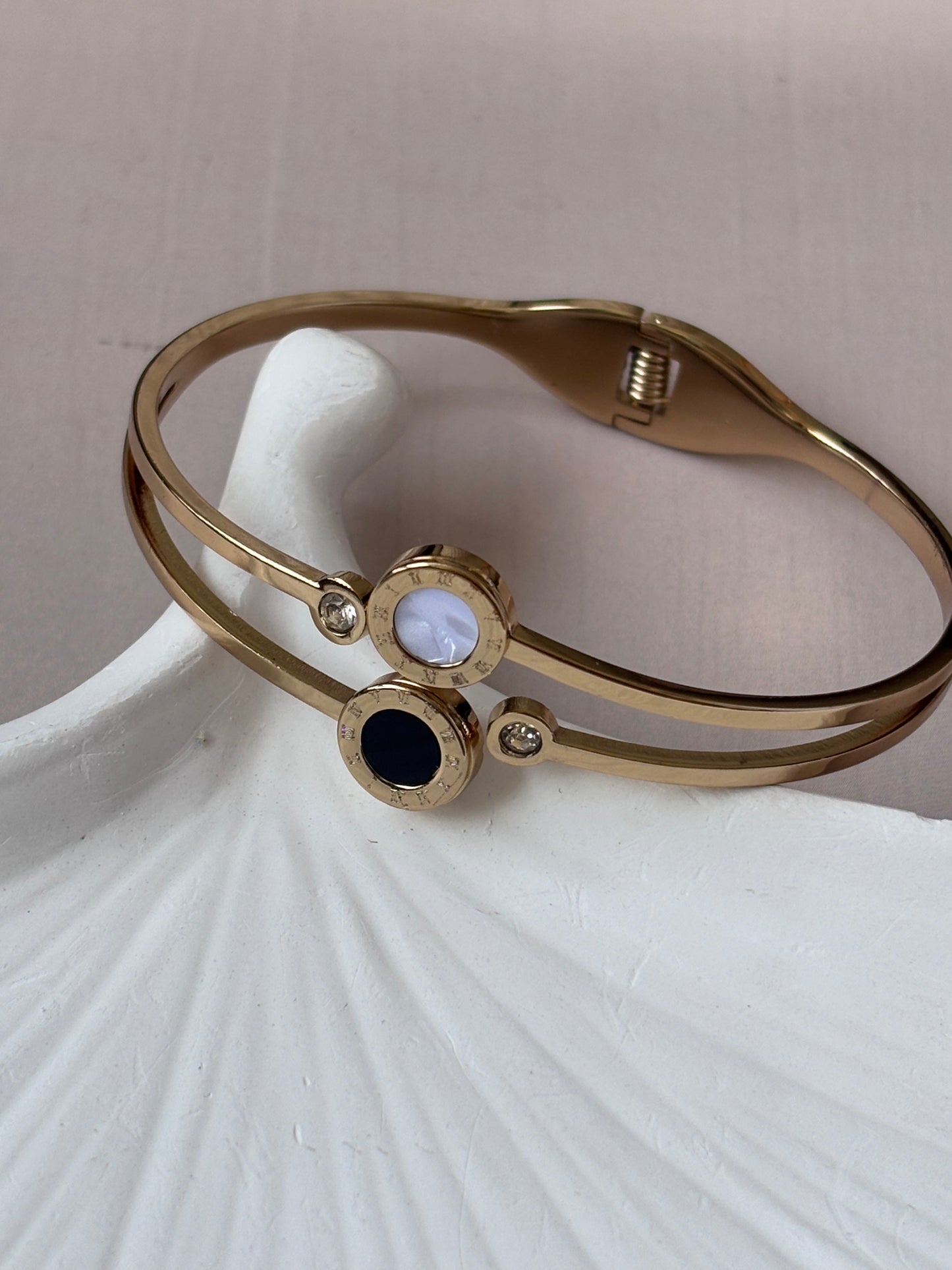 Roman Dial black and white kada bracelet