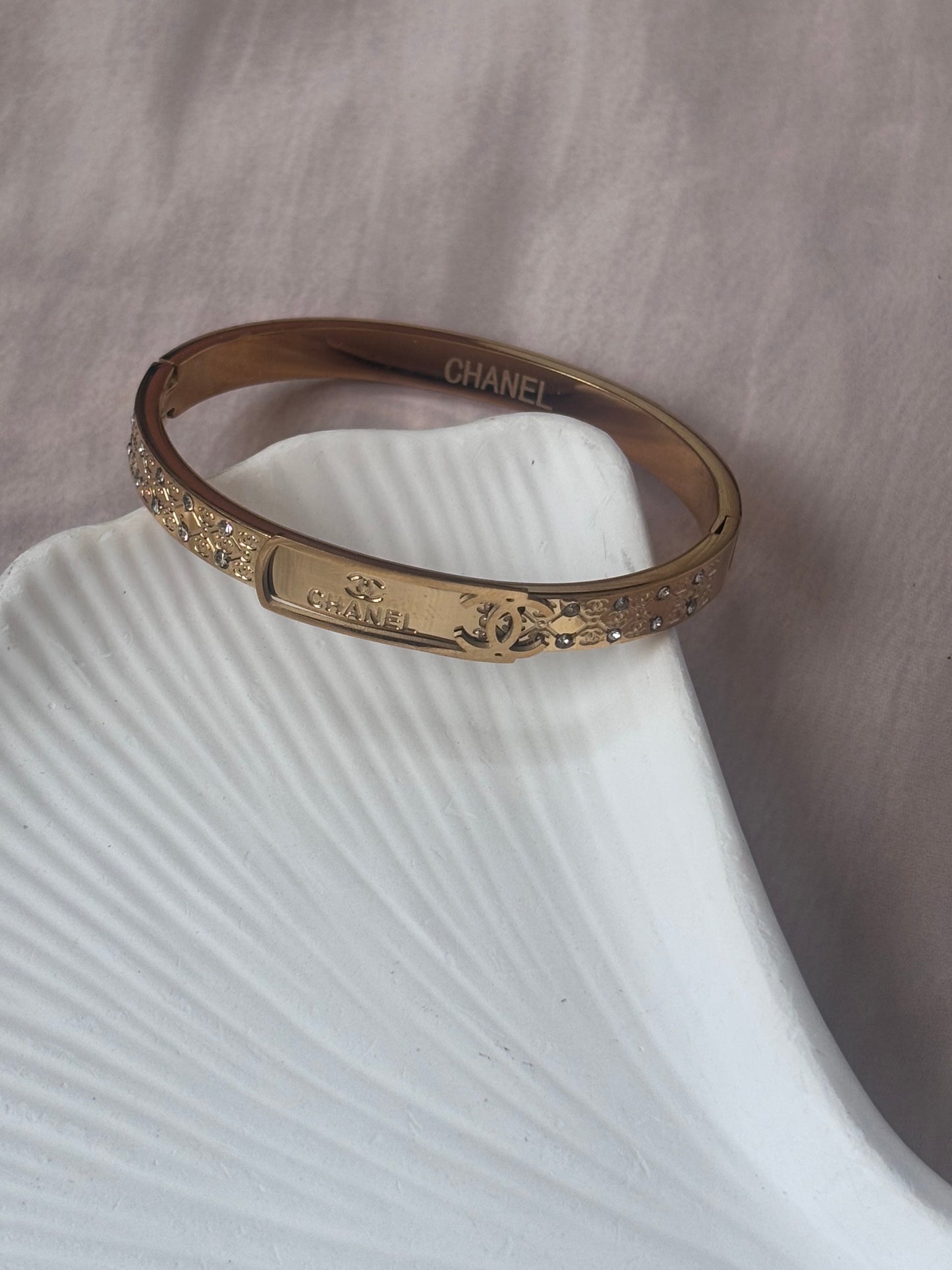 Golden )( allover kada