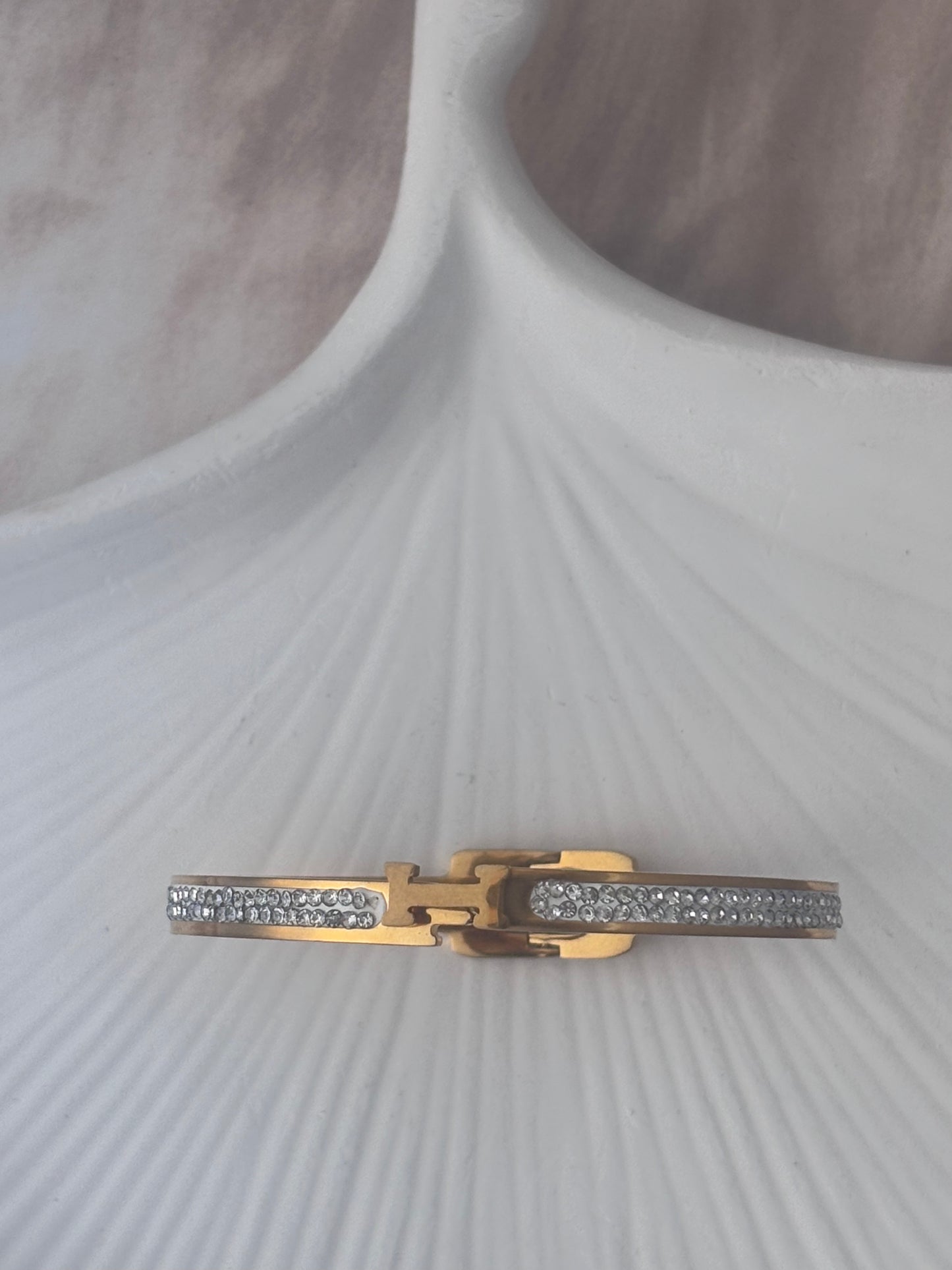 H Studded openable kada