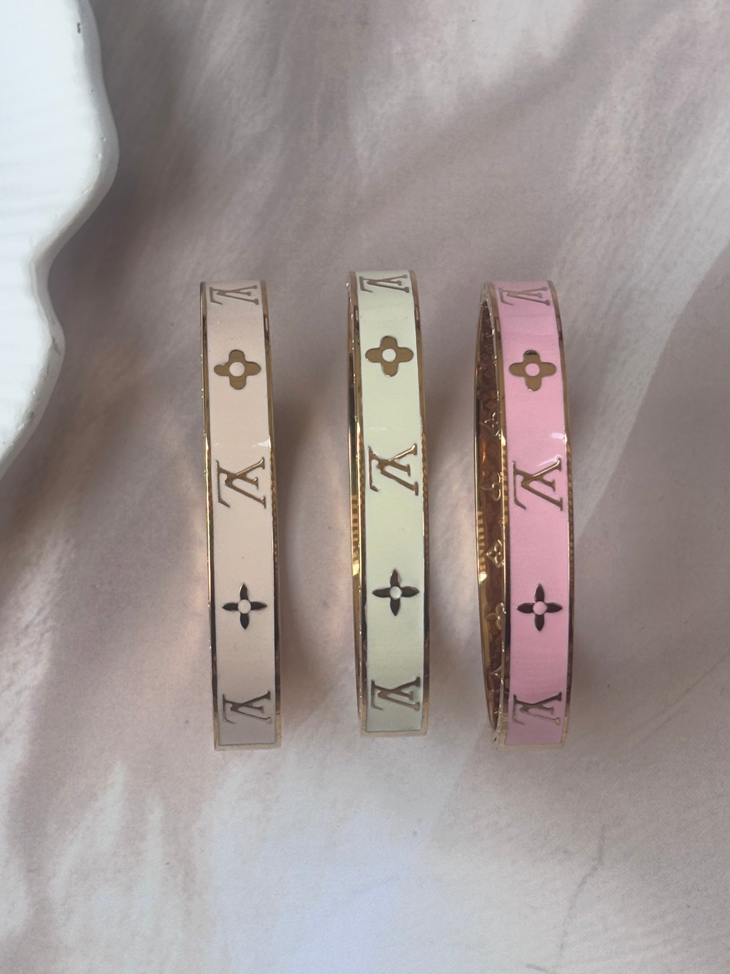 Highlight Kada Bracelet