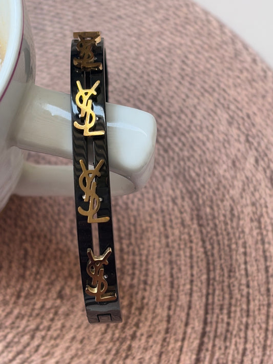 Sleeky Black sleek kada