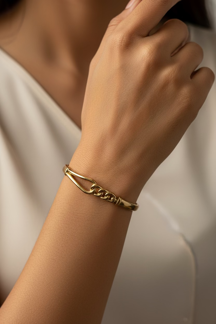 Minimalist chain bracelet