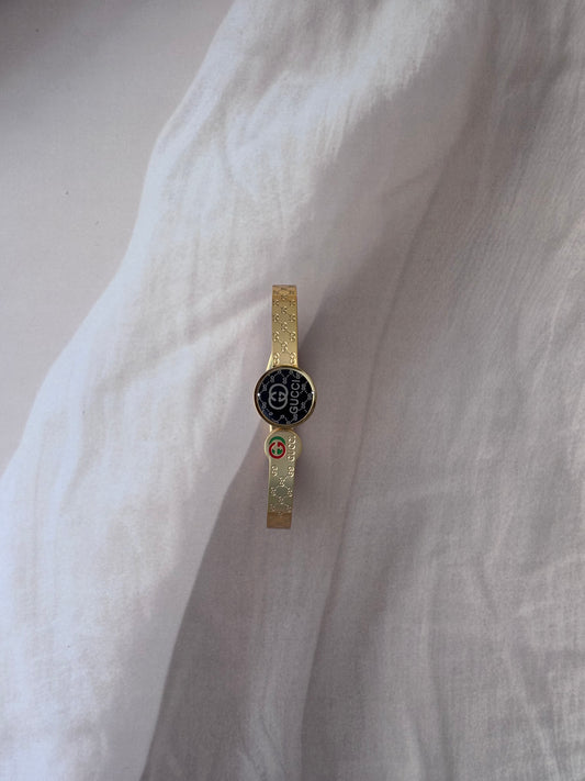 G"G" inspired centre motif embossed kada bracelet