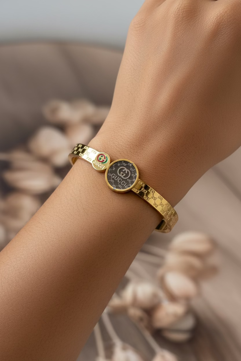 G"G" inspired centre motif embossed kada bracelet