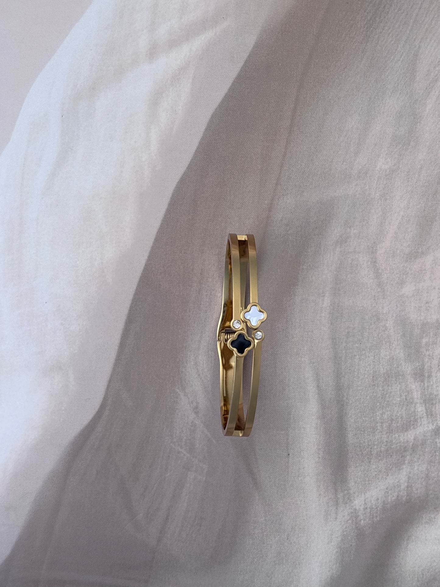 Black and White small clover motif openable kada