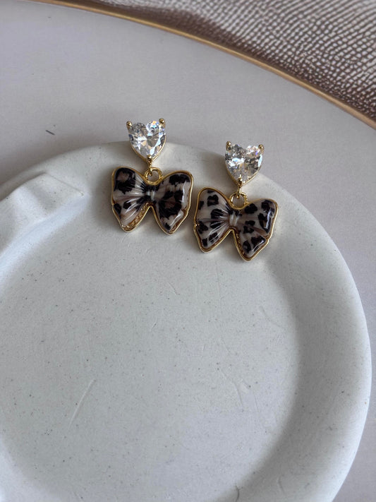 Animal Bow dangler