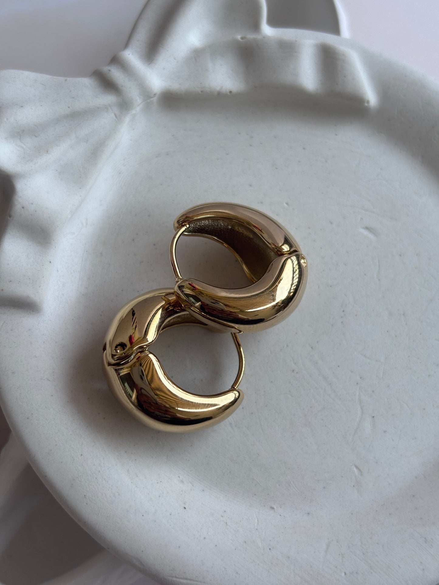 Chunky Plain Basket hoops