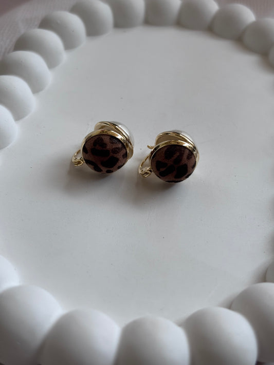 Animal Print Pearly huggie earrings