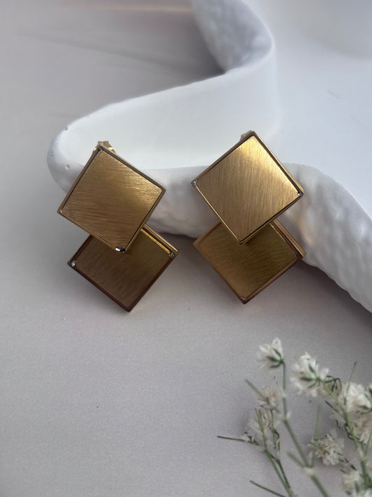 Dual Kite Studs