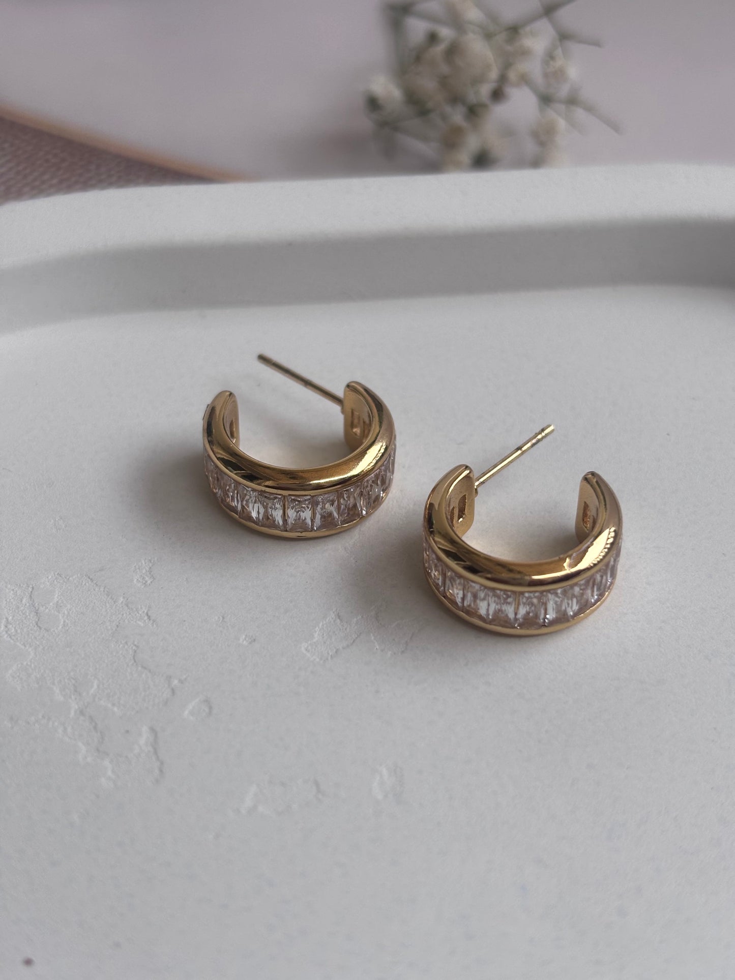 Rectangular AD comma Studs