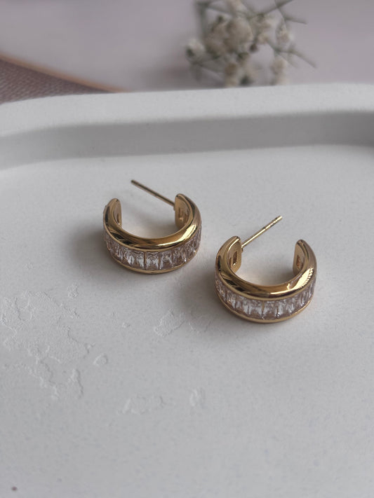 Rectangular AD comma Studs