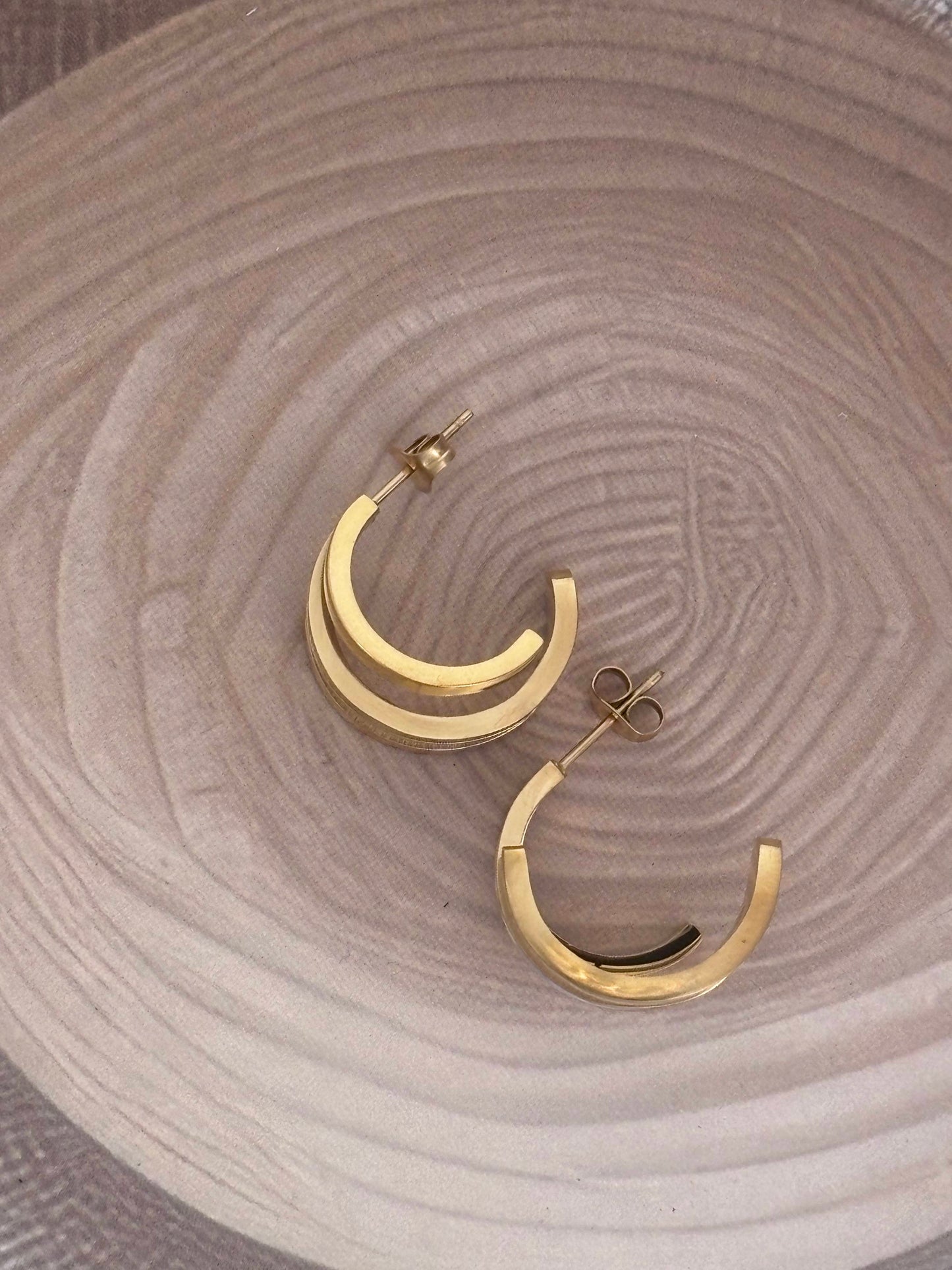 Lined MOP Semi hoops Earrings