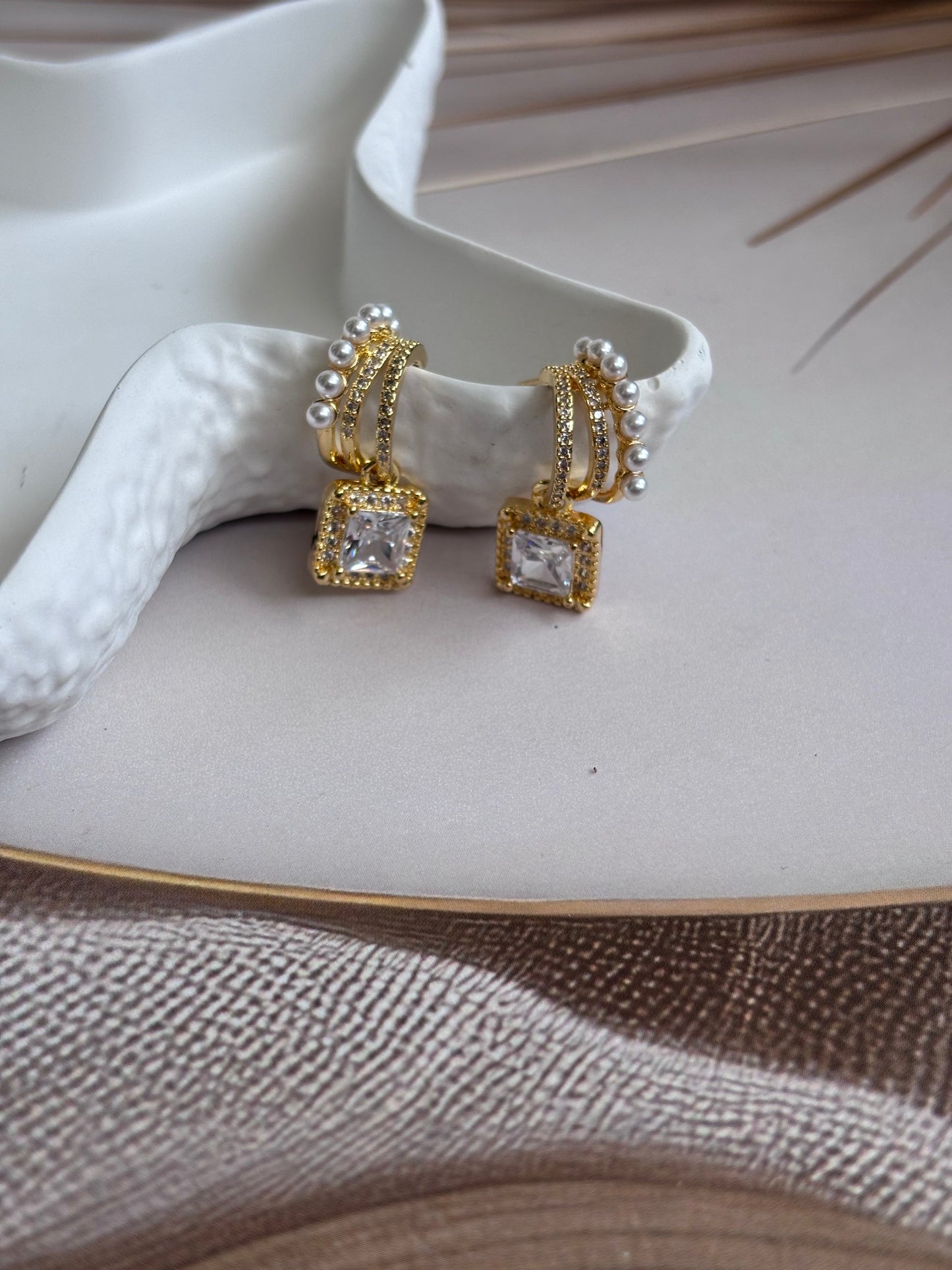 Pearly Studded Danging Square earring