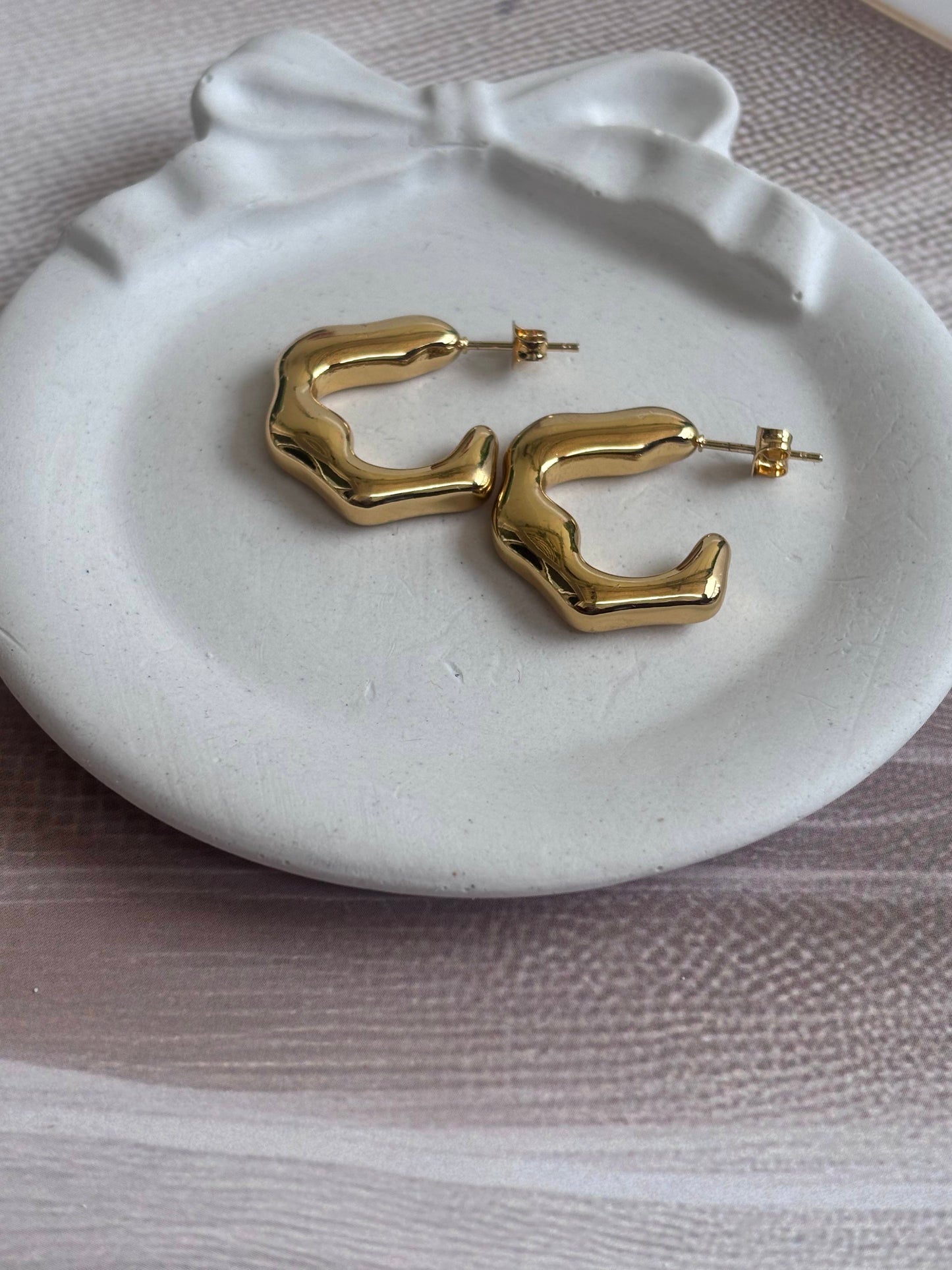 Chunky Cloudy Hoops Earrings