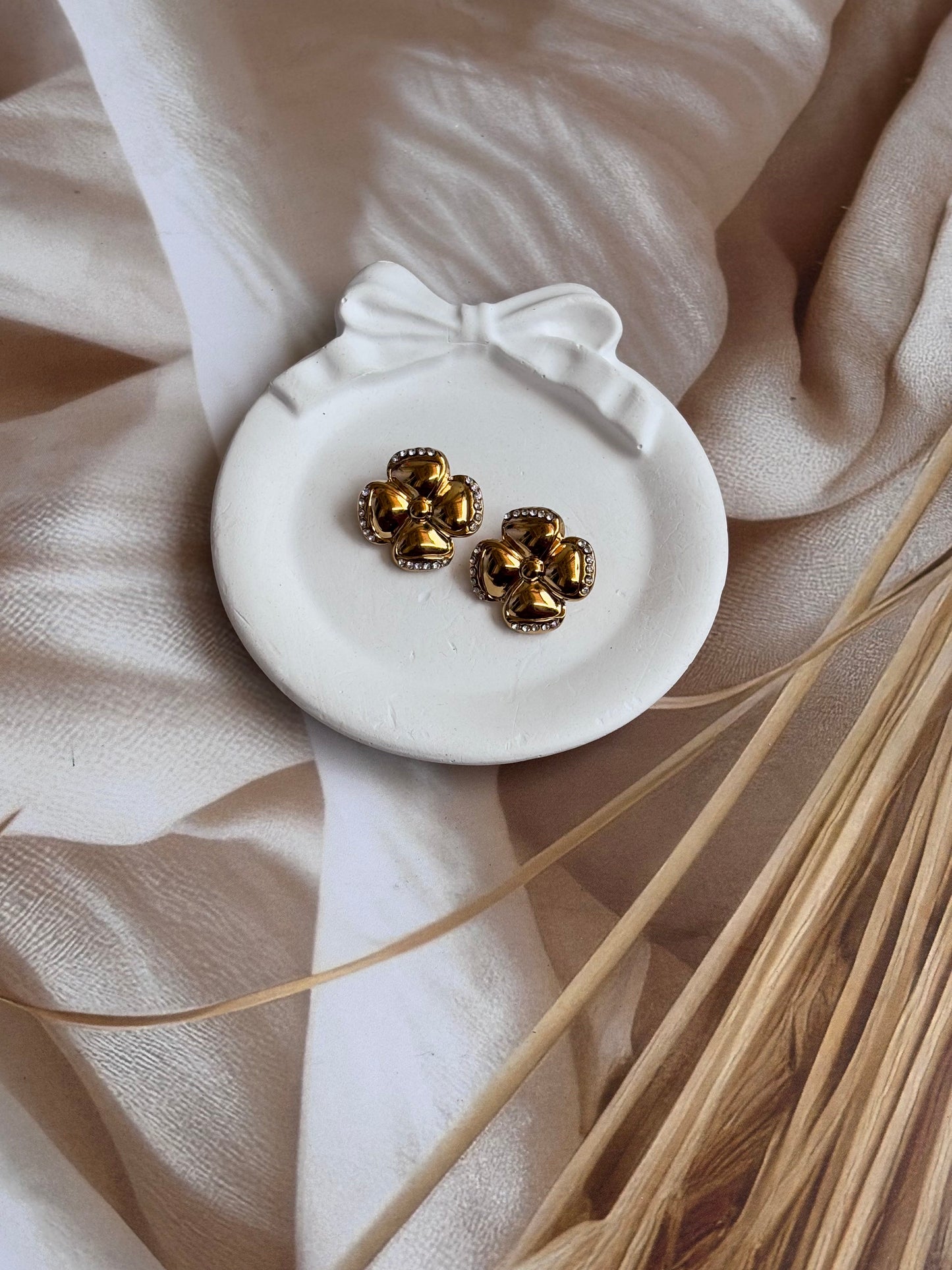 Flower Fan Studs